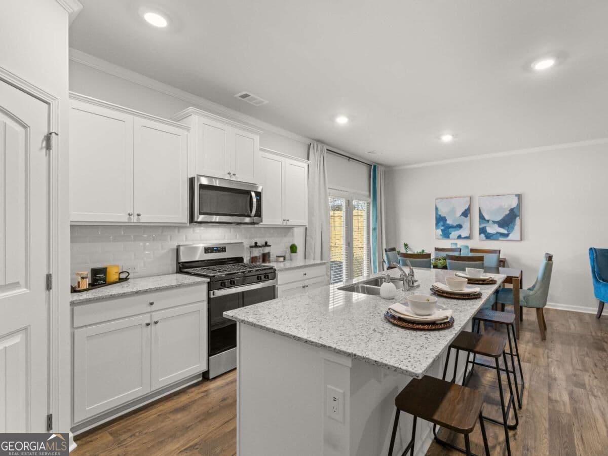 3 bedroom, 2.5 bathroom, 2,125 sq ft townhouse for sale at 4806 Guava Trace, Acworth, GA 30101 — photo 5