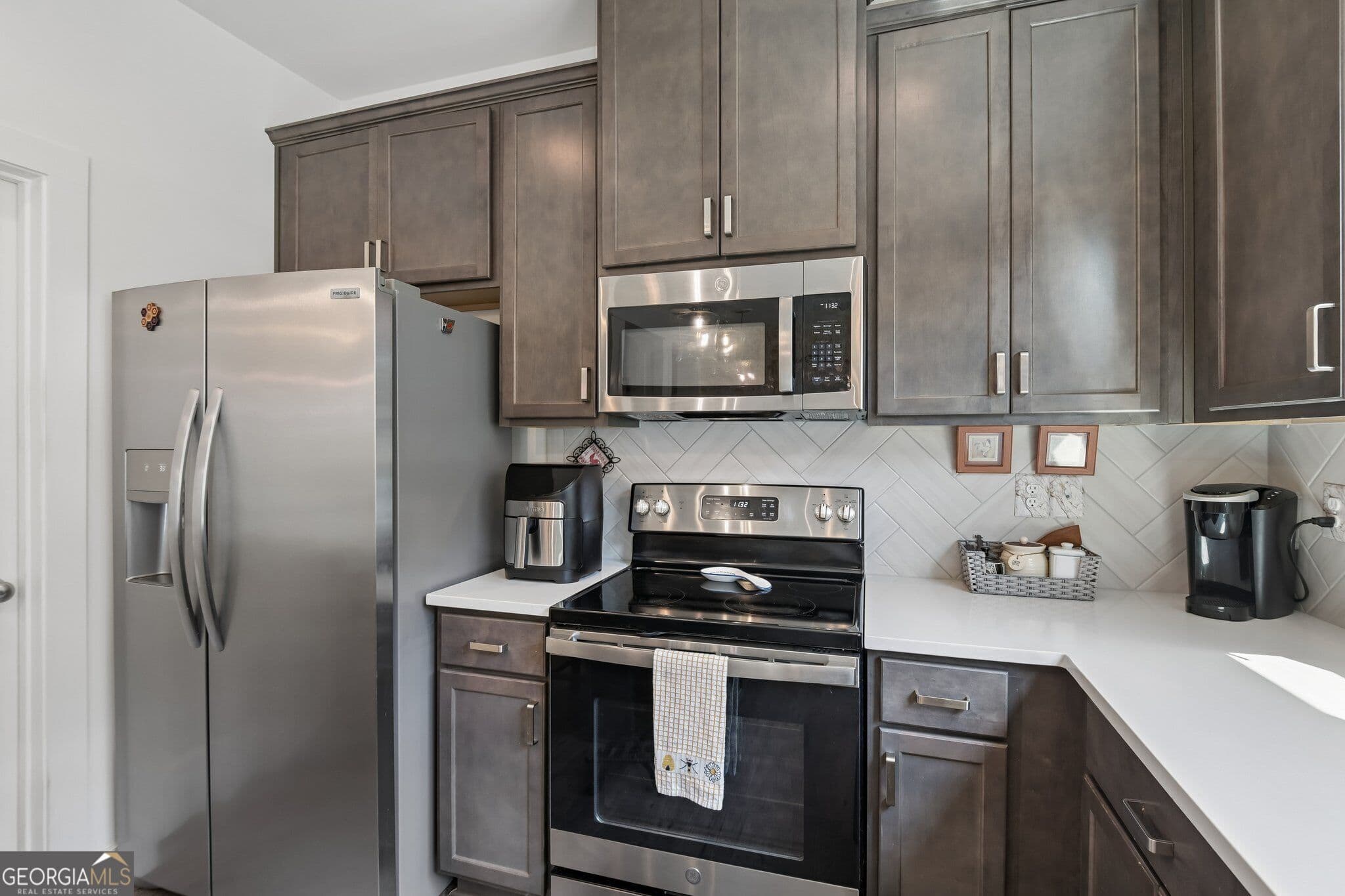 3 bedroom, 2.5 bathroom, 1,932 sq ft townhouse for sale at 7726 Baron Road, Fairburn, GA 30213 — photo 10