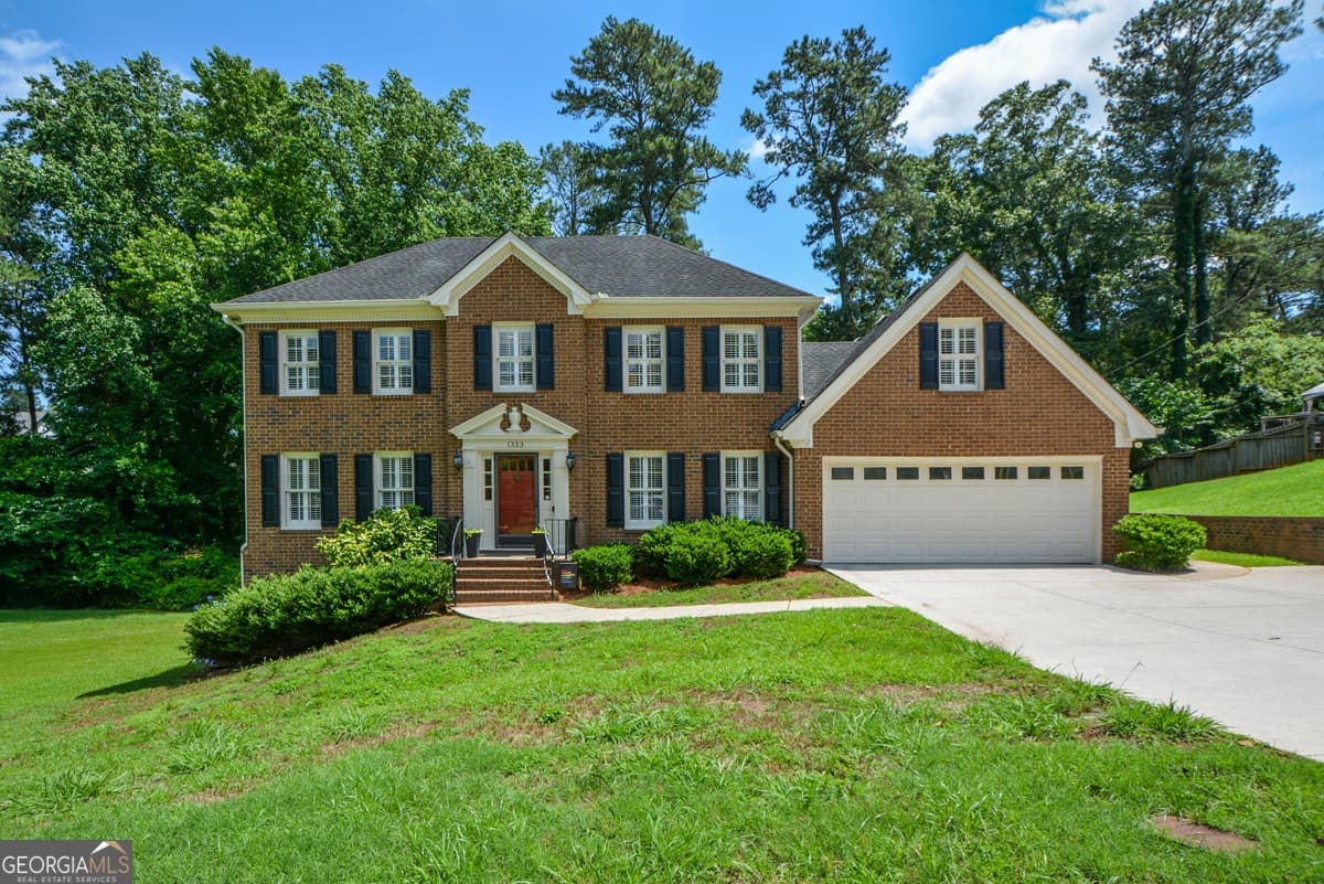 4 bedroom, 2.5 bathroom, 3,751 sq ft single family residence sold at 1333 Concord Circle, Lilburn, GA 30047