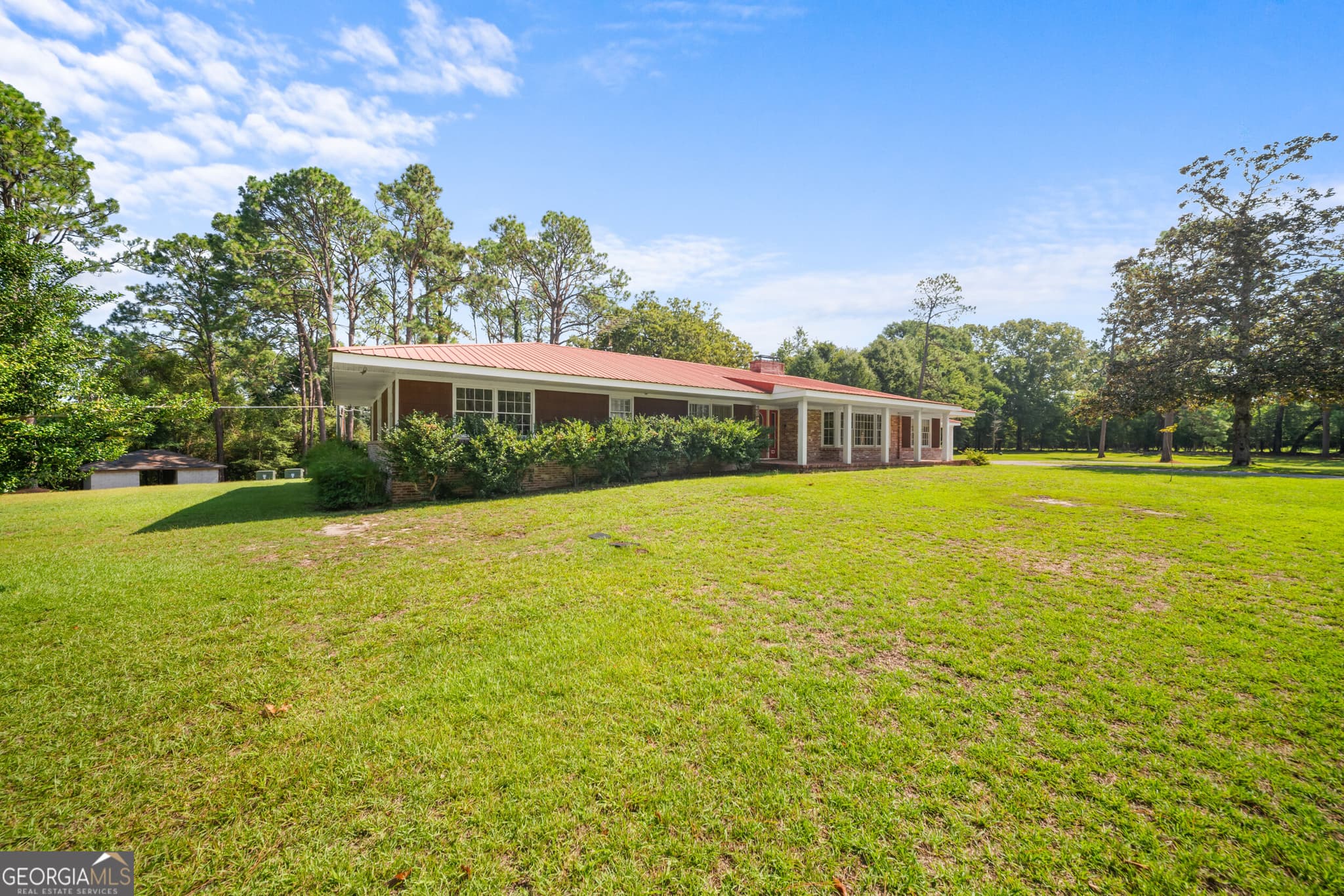 4 bedroom, 4 bathroom, 3,779 sq ft single family residence for sale at 315 Cork Pond Road, Sylvania, GA 30467 — photo 6