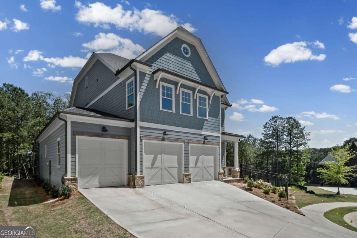 5 bedroom, 4.5 bathroom single family residence for sale at 708 Woodlake Court, Canton, GA 30114 — photo 4