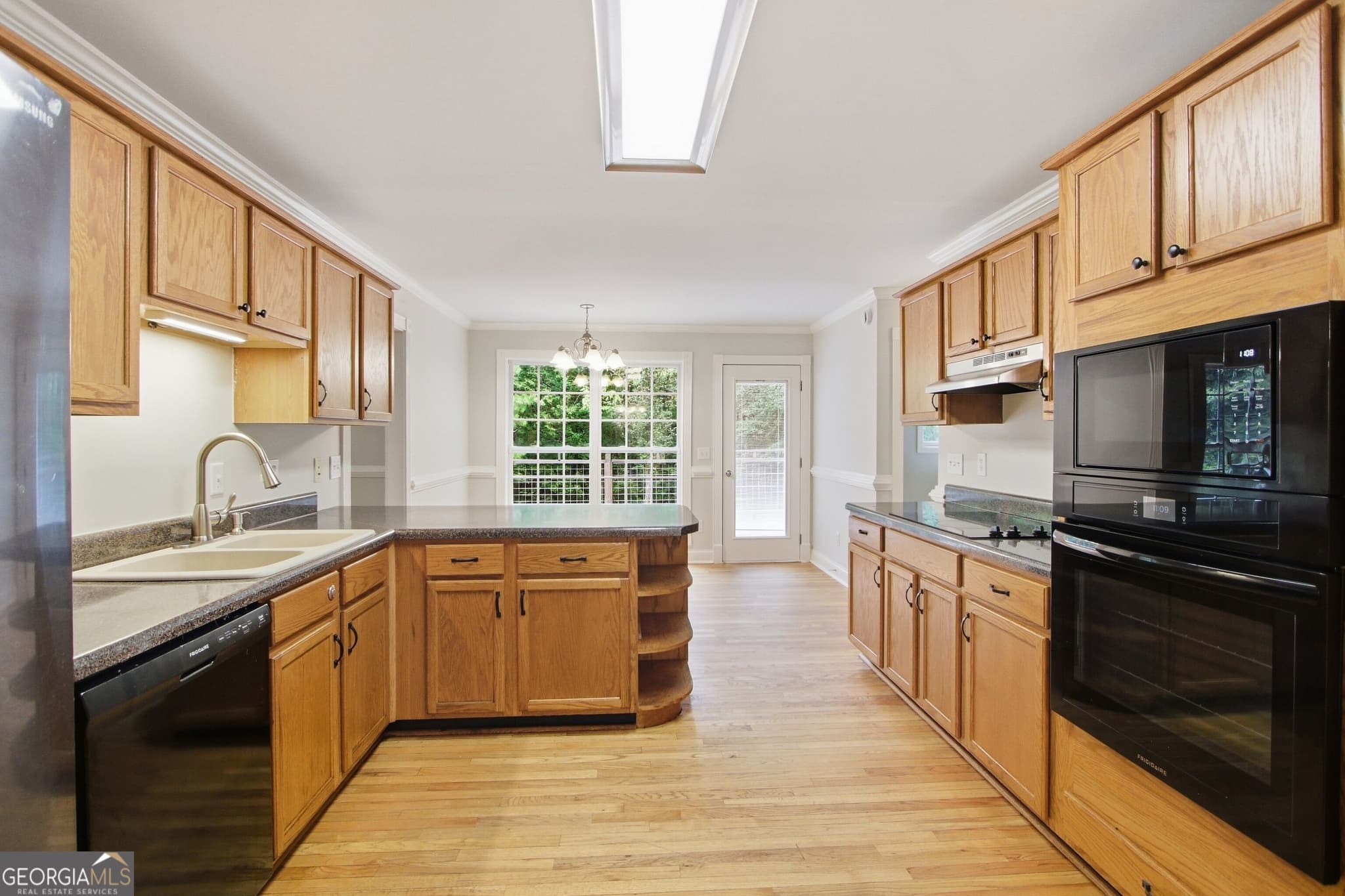 5 bedroom, 4 bathroom, 2,524 sq ft single family residence for sale at 3487 Villa Rica Highway, Dallas, GA 30157 — photo 2