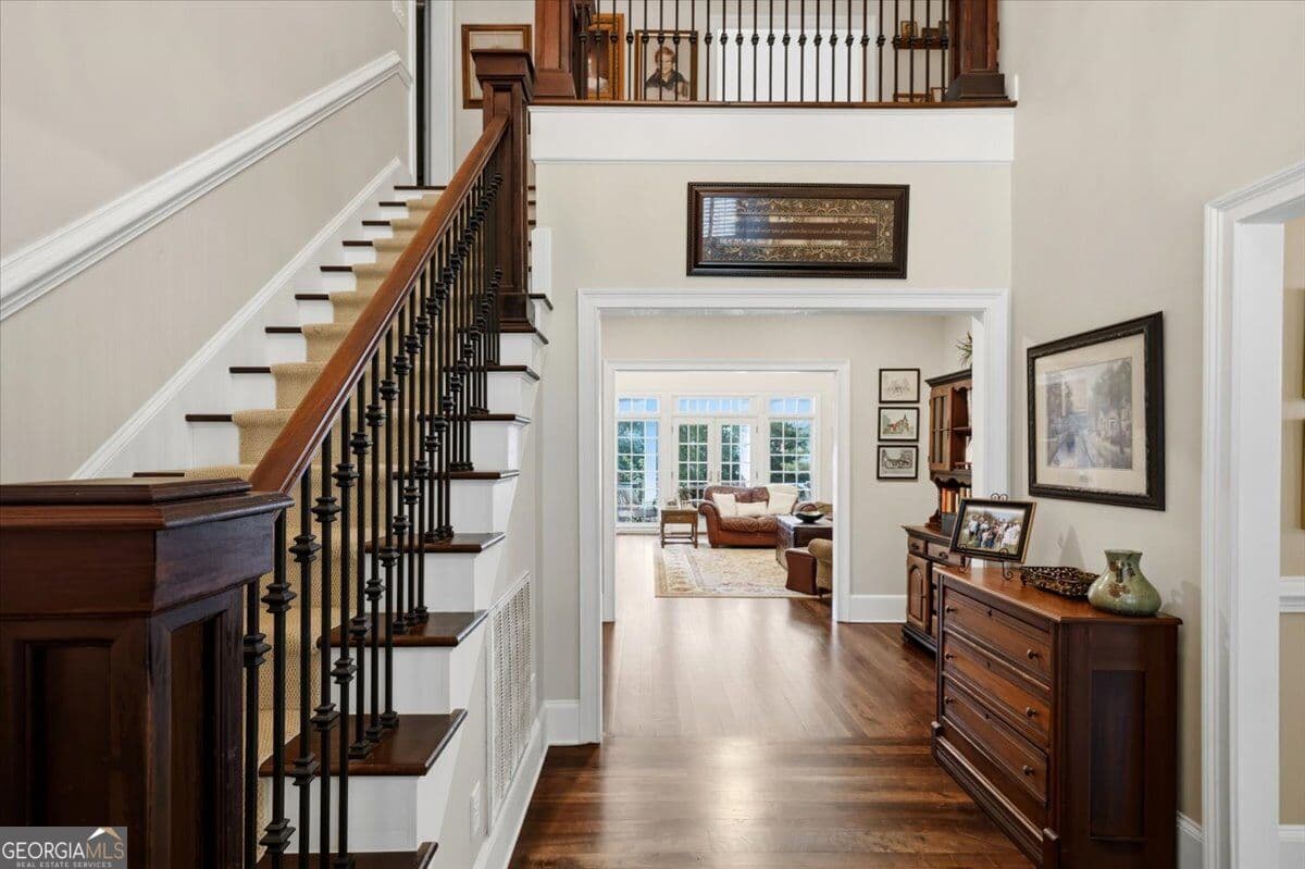 4 bedroom, 3.5 bathroom, 3,942 sq ft single family residence for sale at 25 Jennings Lane, Macon, GA 31210 — photo 6