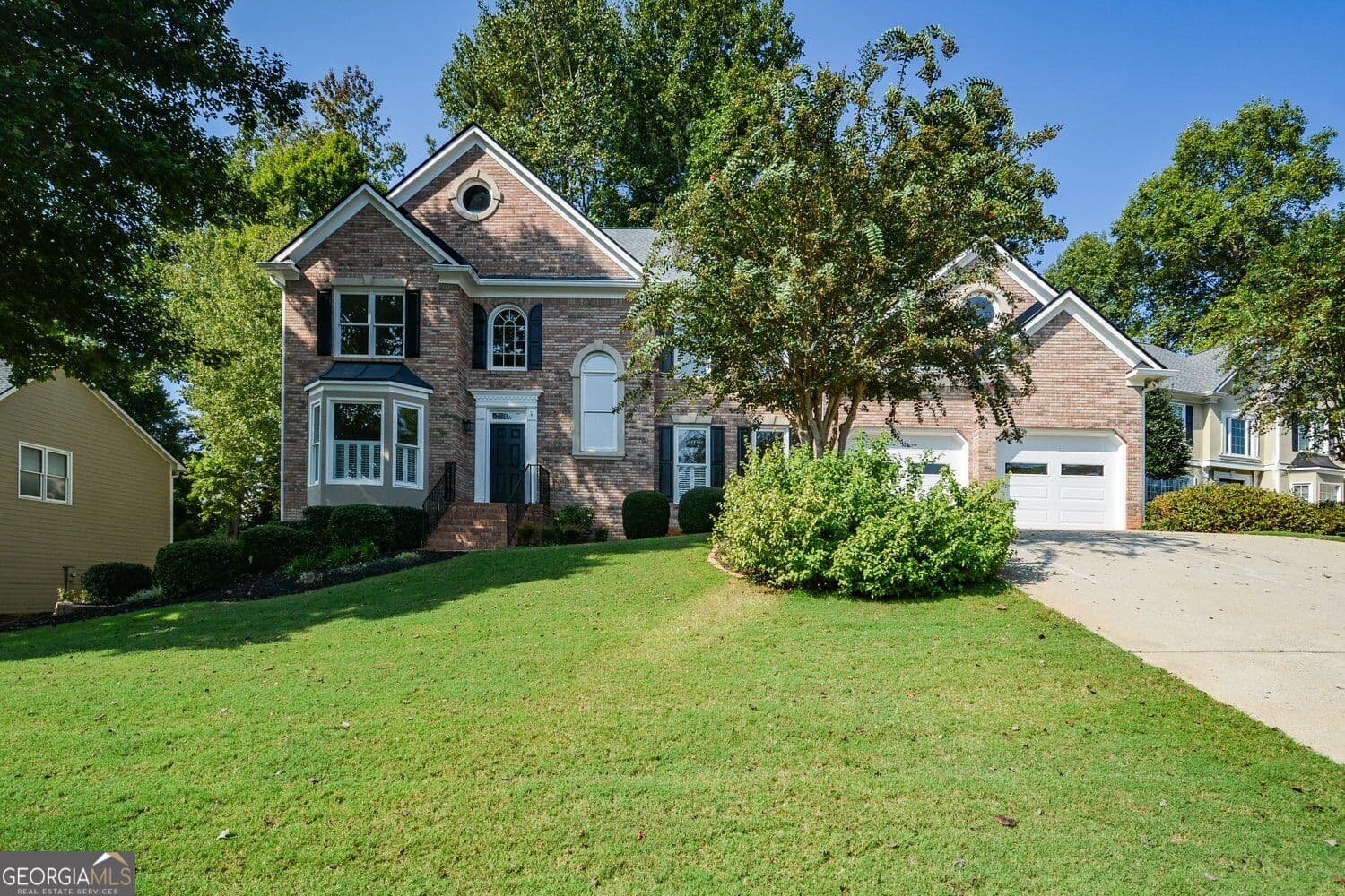 5 bedroom, 3.5 bathroom, 3,944 sq ft single family residence for sale at 2429 Camden Lake View, Acworth, GA 30101 — photo 1 of 59