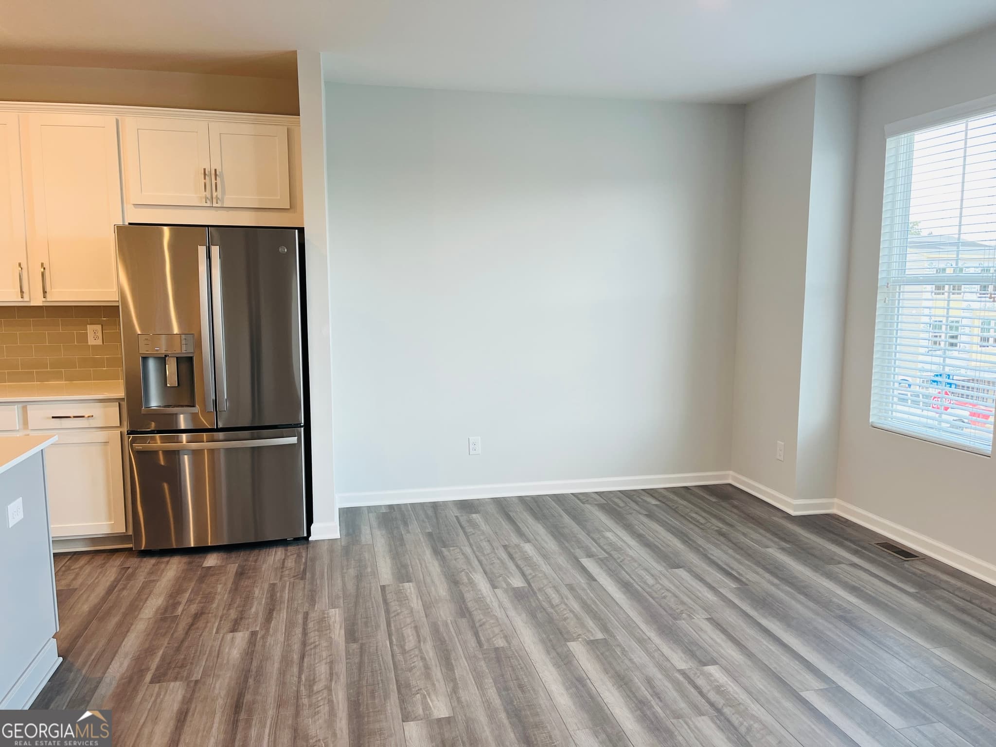 3 bedroom, 3 bathroom, 2,383 sq ft townhouse for rent at 2732 Creekview Terrace, Atlanta, GA 30318 for $2,850 a month — photo 7