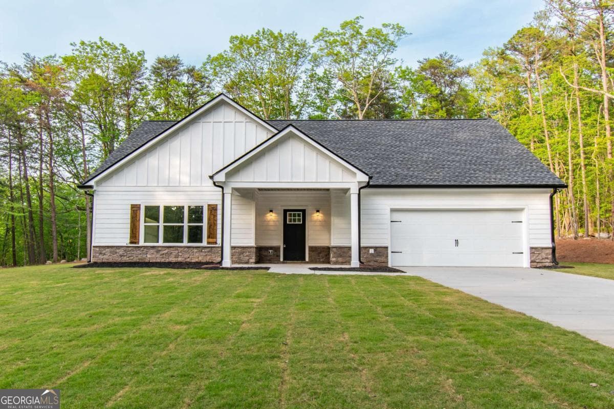 4 bedroom, 3 bathroom, 2,028 sq ft single family residence sold at 875 Mulberry Circle, Jasper, GA 30143