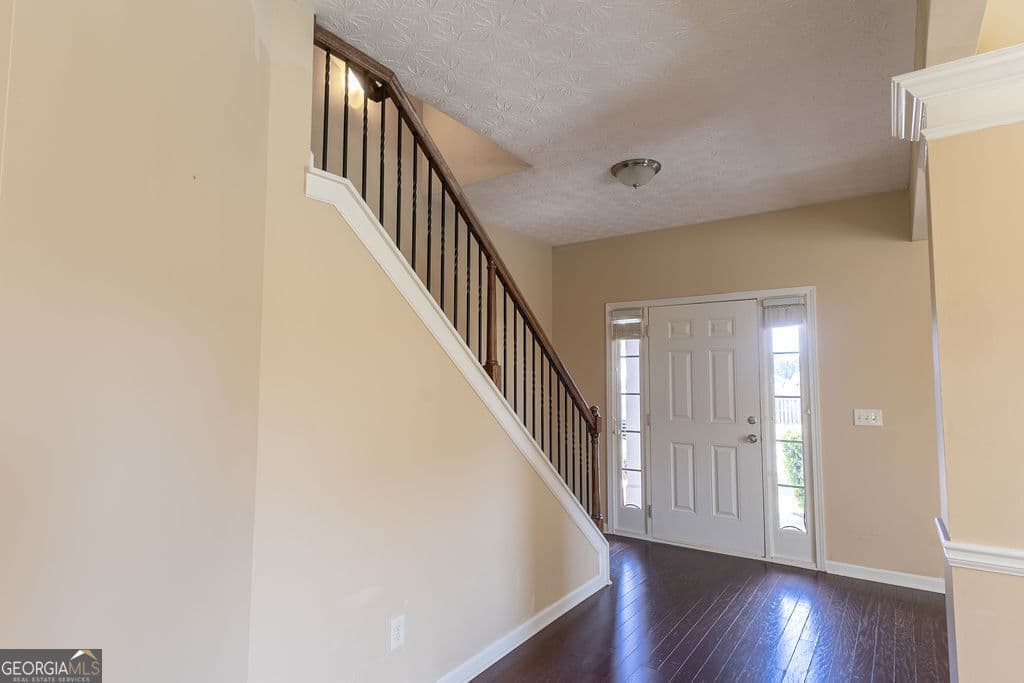 5 bedroom, 3 bathroom, 2,748 sq ft single family residence for sale at 7065 Lonesome Pine Drive, Midland, GA 31820 — photo 7