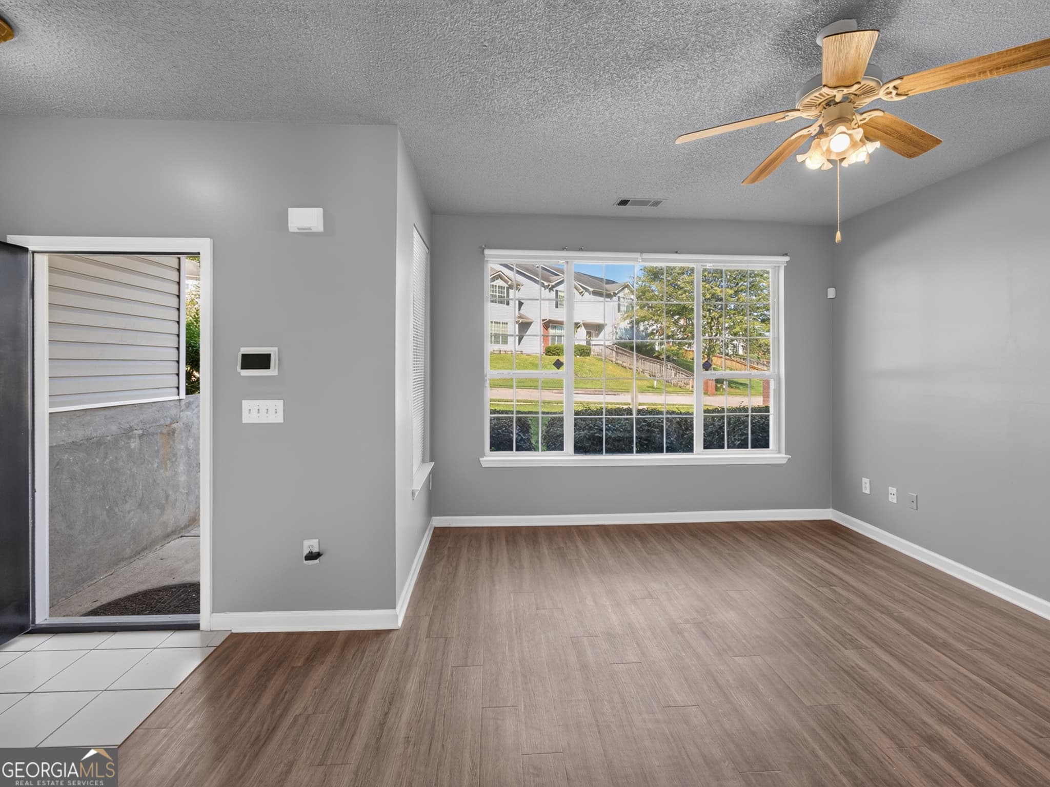 3 bedroom, 2.5 bathroom, 1,356 sq ft single family residence for sale at 211 Odyssey Turn, Conyers, GA 30012 — photo 4