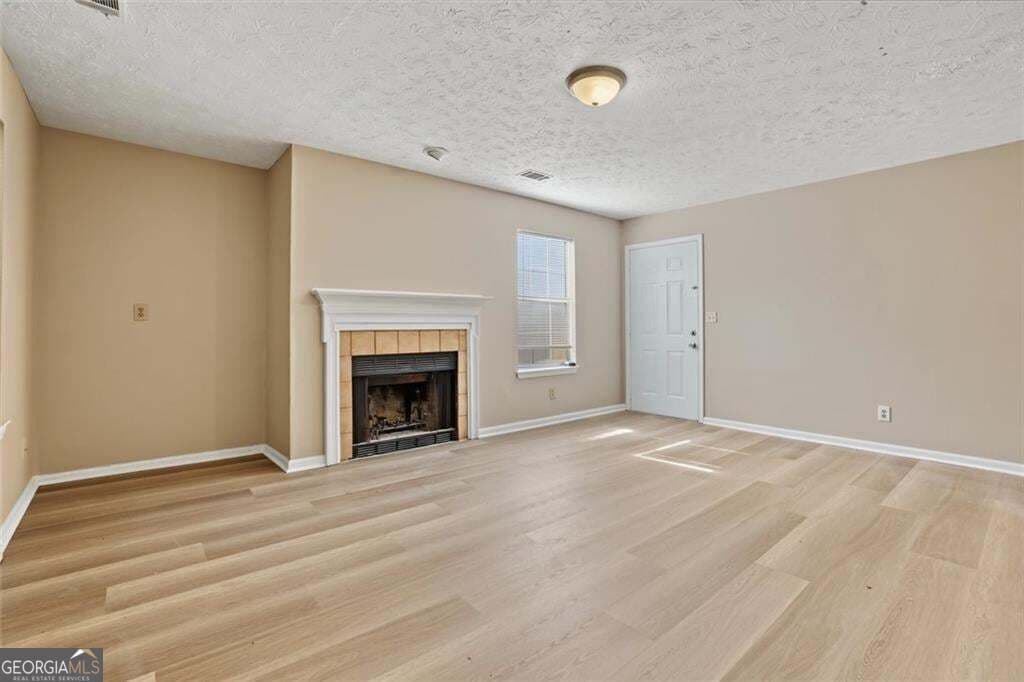 3 bedroom, 2.5 bathroom, 1,608 sq ft townhouse for sale at 4849 Wuthering Way, Norcross, GA 30093 — photo 9