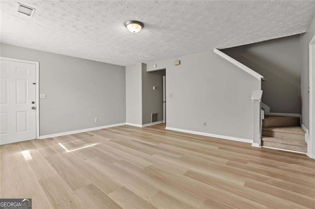 3 bedroom, 2.5 bathroom, 1,608 sq ft townhouse for sale at 4849 Wuthering Way, Norcross, GA 30093 — photo 10