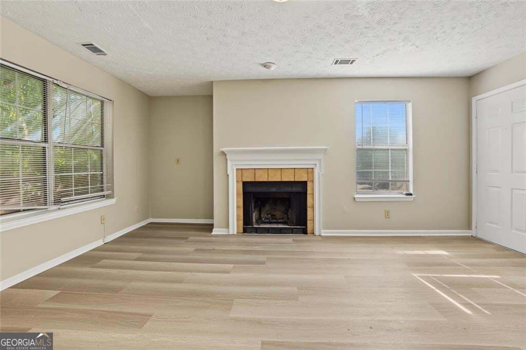 3 bedroom, 2.5 bathroom, 1,608 sq ft townhouse for sale at 4849 Wuthering Way, Norcross, GA 30093 — photo 8