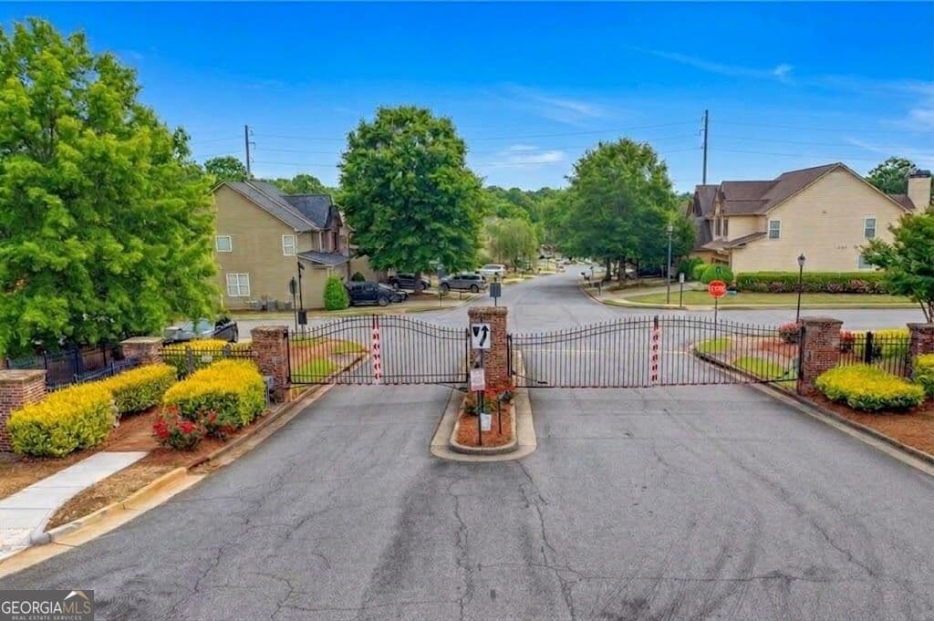 3 bedroom, 2.5 bathroom, 1,696 sq ft single family residence for rent at 2823 Gower Way, Suwanee, GA 30024 for $1,895 a month — photo 3