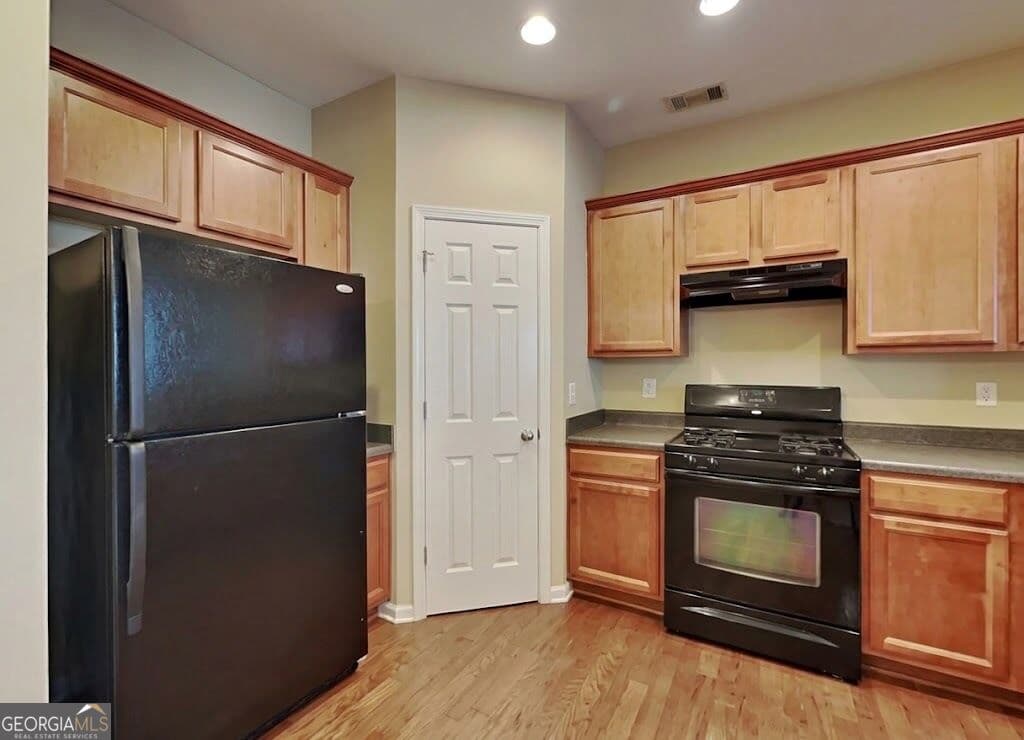 3 bedroom, 2.5 bathroom, 1,696 sq ft single family residence for rent at 2823 Gower Way, Suwanee, GA 30024 for $1,895 a month — photo 5
