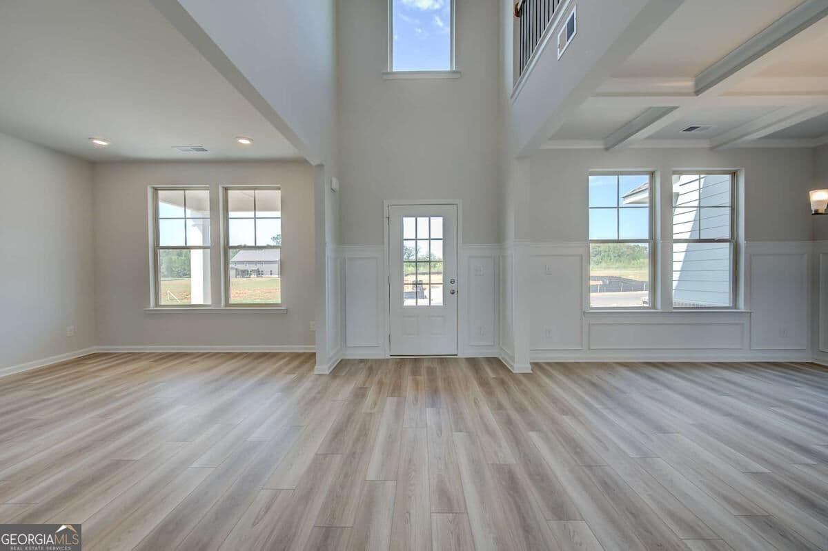 5 bedroom, 4 bathroom, 4,010 sq ft single family residence for sale at 745 Dunlake Way, Locust Grove, GA 30248 — photo 5