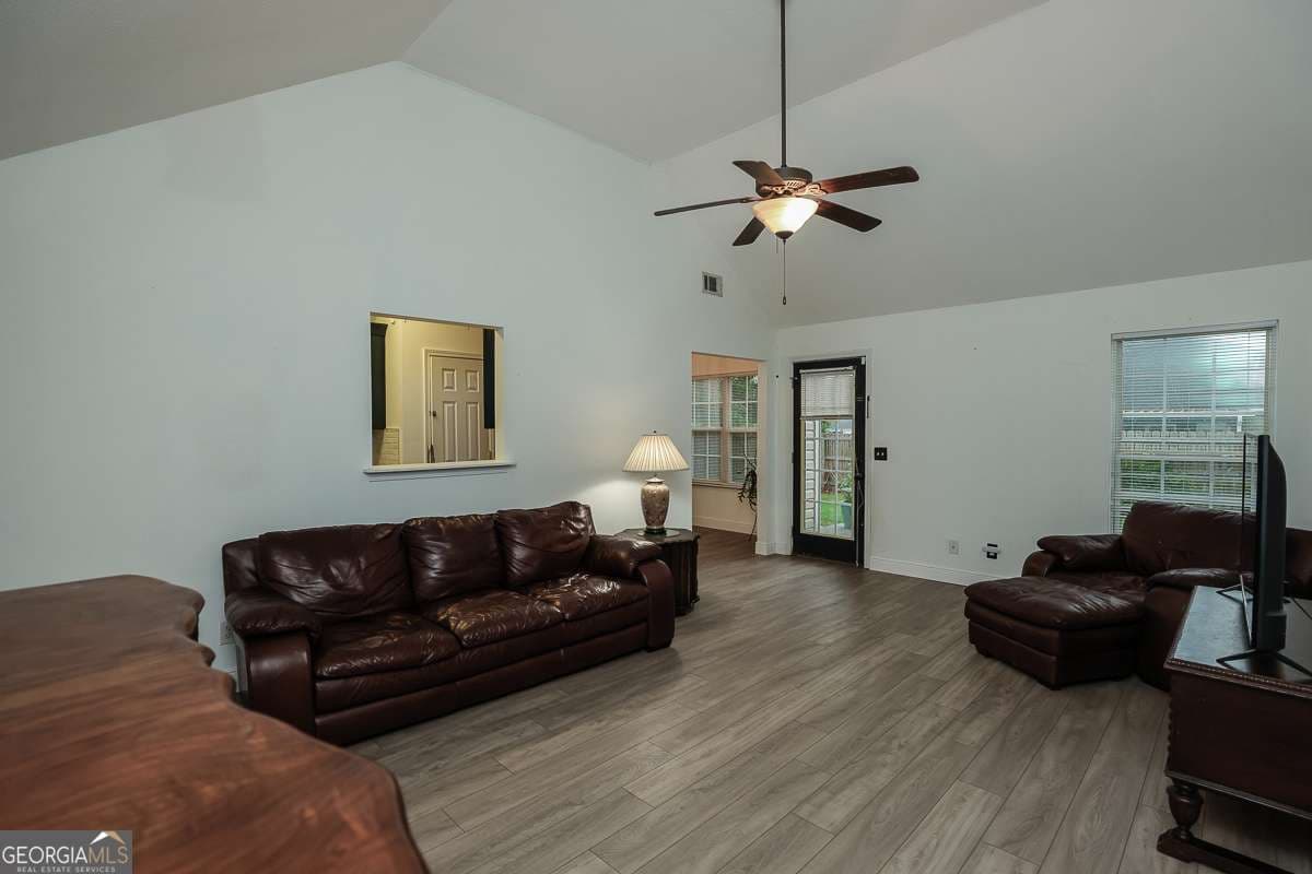 4 bedroom, 2 bathroom, 1,698 sq ft single family residence for sale at 111 Sterling Drive, Rincon, GA 31326 — photo 6