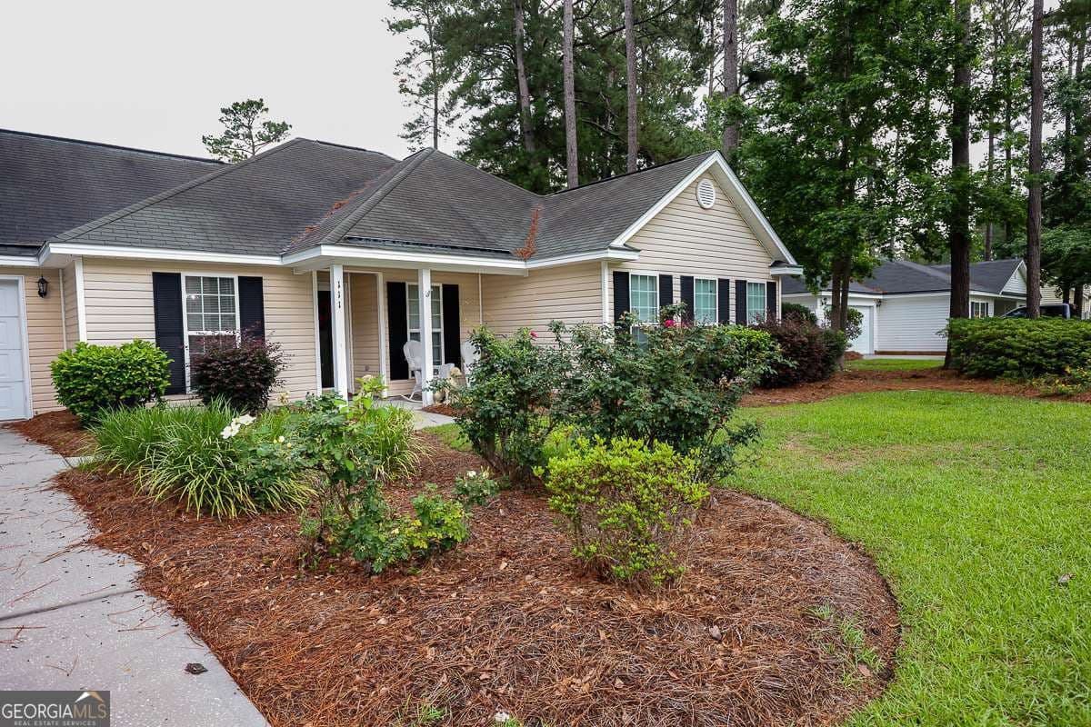 4 bedroom, 2 bathroom, 1,698 sq ft single family residence for sale at 111 Sterling Drive, Rincon, GA 31326 — photo 3