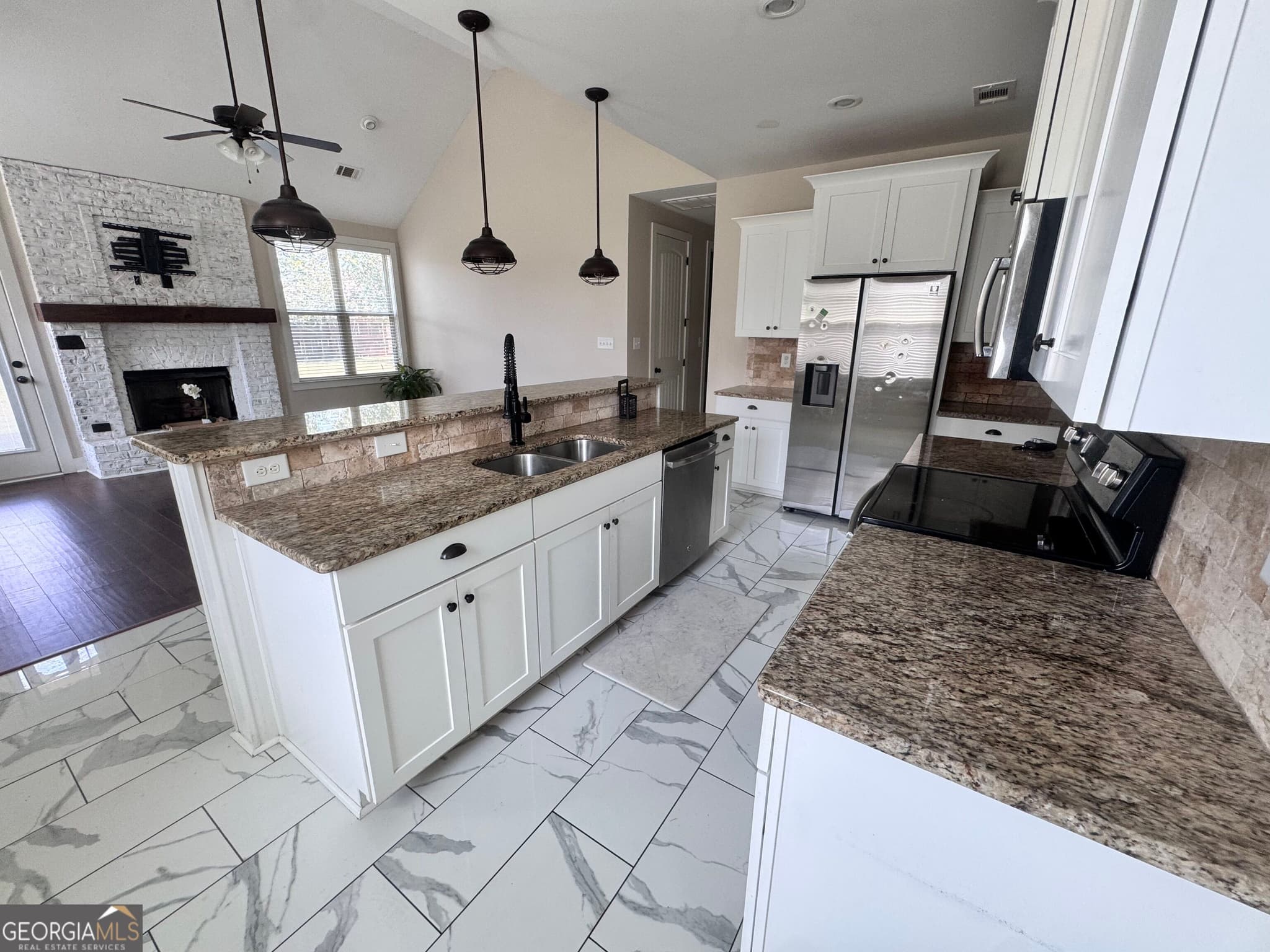 4 bedroom, 3.5 bathroom, 2,662 sq ft single family residence for sale at 103 Preservation Parkway, Perry, GA 31069 — photo 7