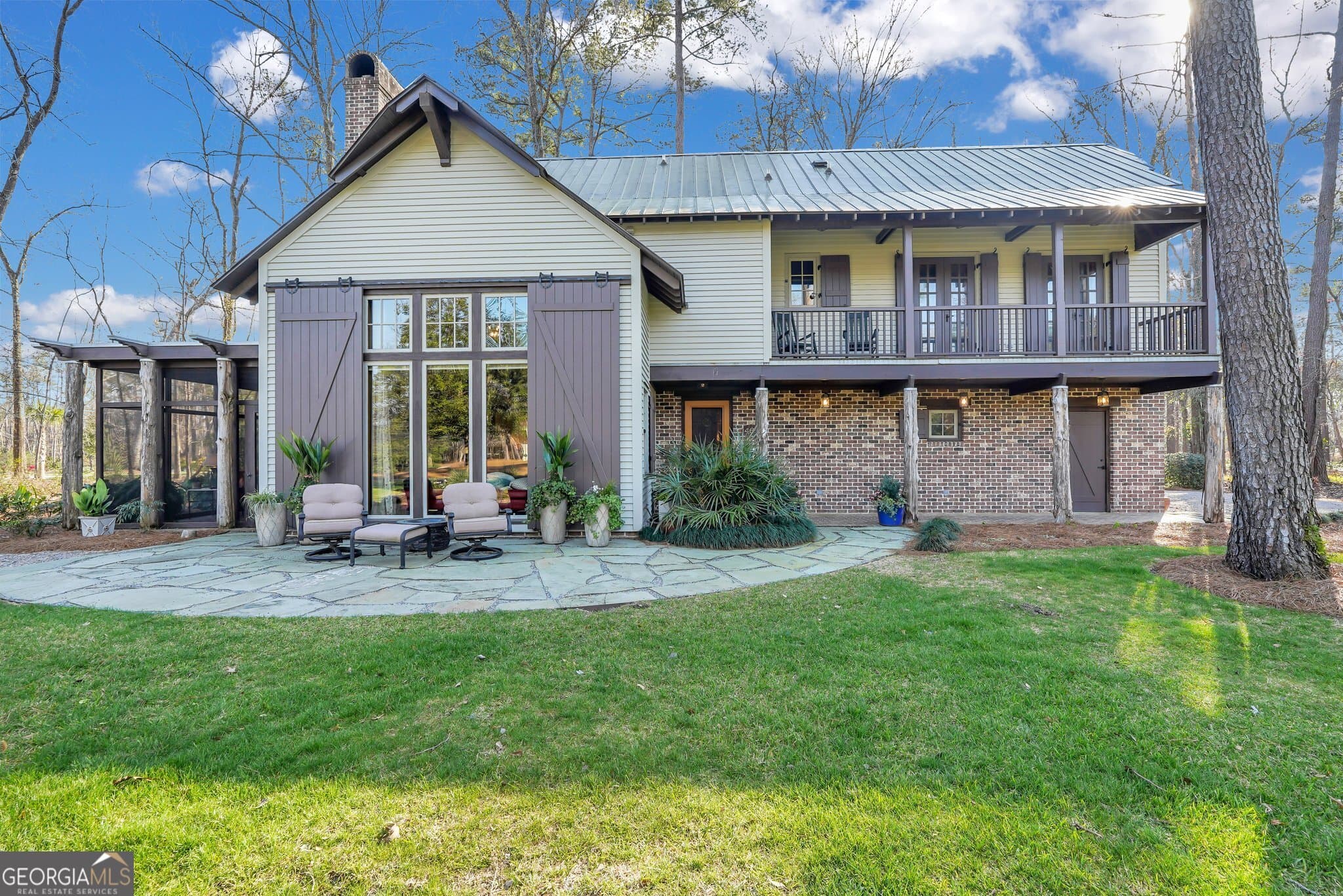 2 bedroom, 2 bathroom, 2,130 sq ft single family residence for sale at 469 Dublin Drive, Richmond Hill, GA 31324