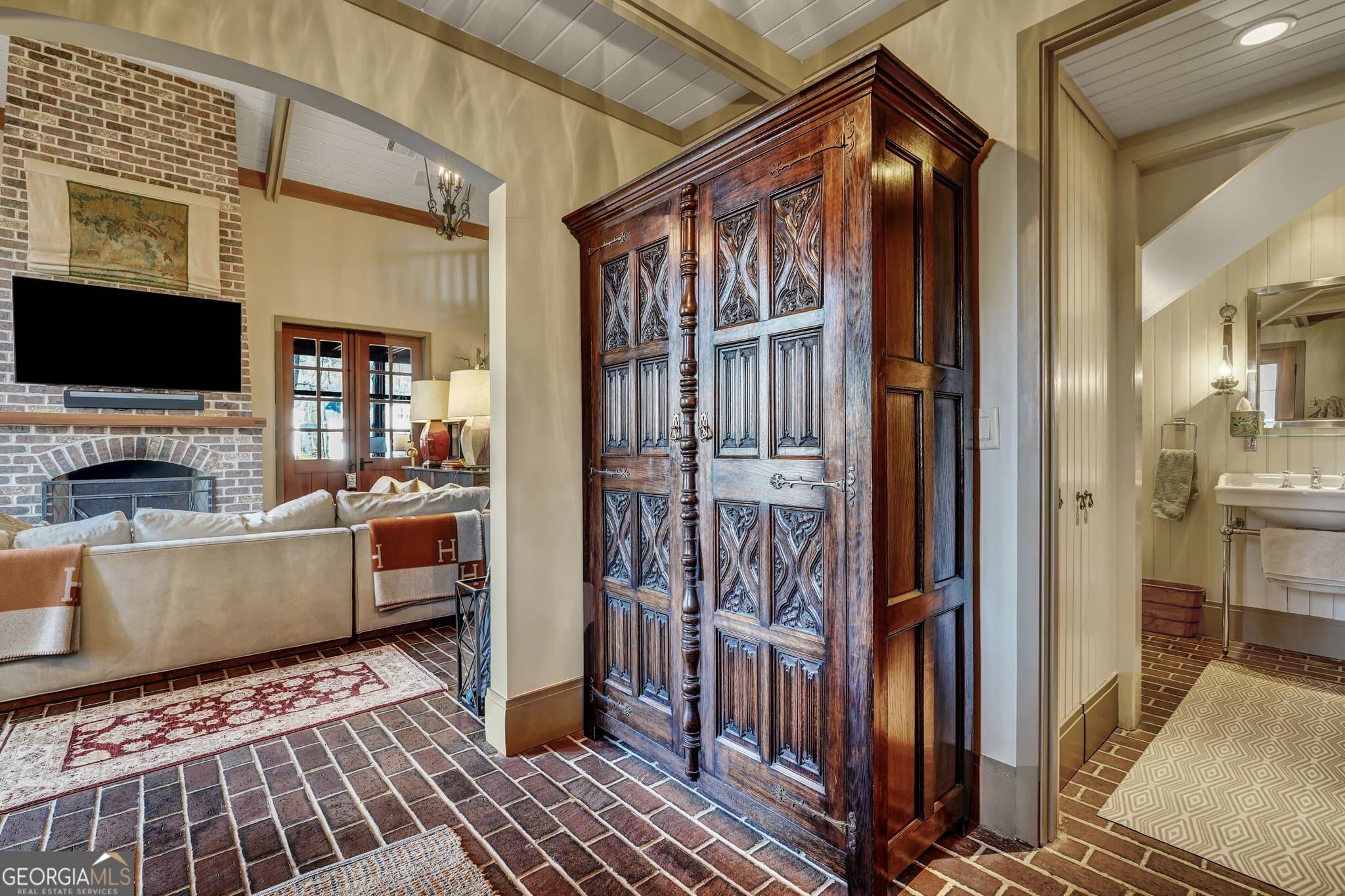 2 bedroom, 2 bathroom, 2,130 sq ft single family residence for sale at 469 Dublin Drive, Richmond Hill, GA 31324 — photo 5