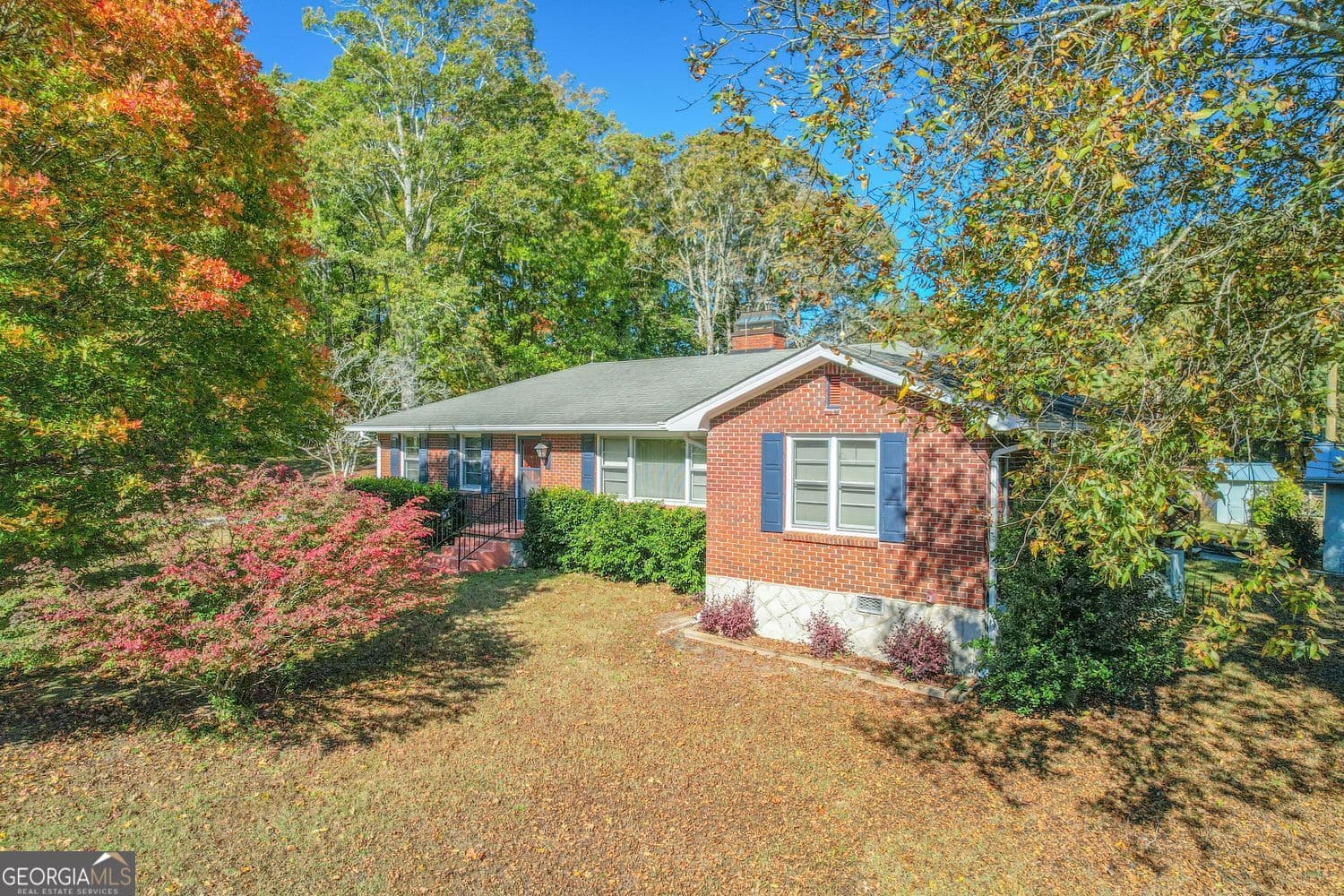 3 bedroom, 2 bathroom, 1,800 sq ft single family residence for sale at 3749 Centerville Rosebud Road, Snellville, GA 30039 — photo 4