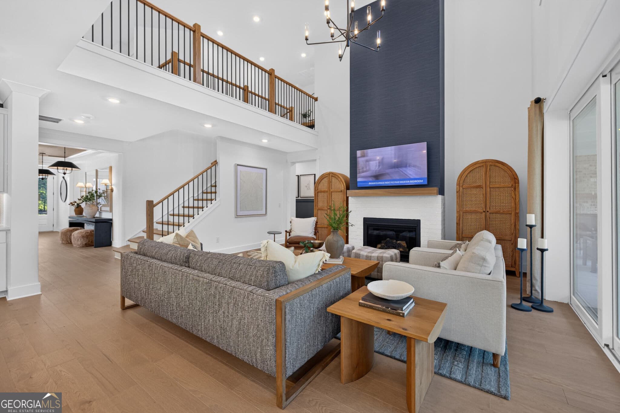 4 bedroom, 4.5 bathroom, 4,125 sq ft single family residence for sale at 125 Nash Drive, Fayetteville, GA 30215 — photo 6