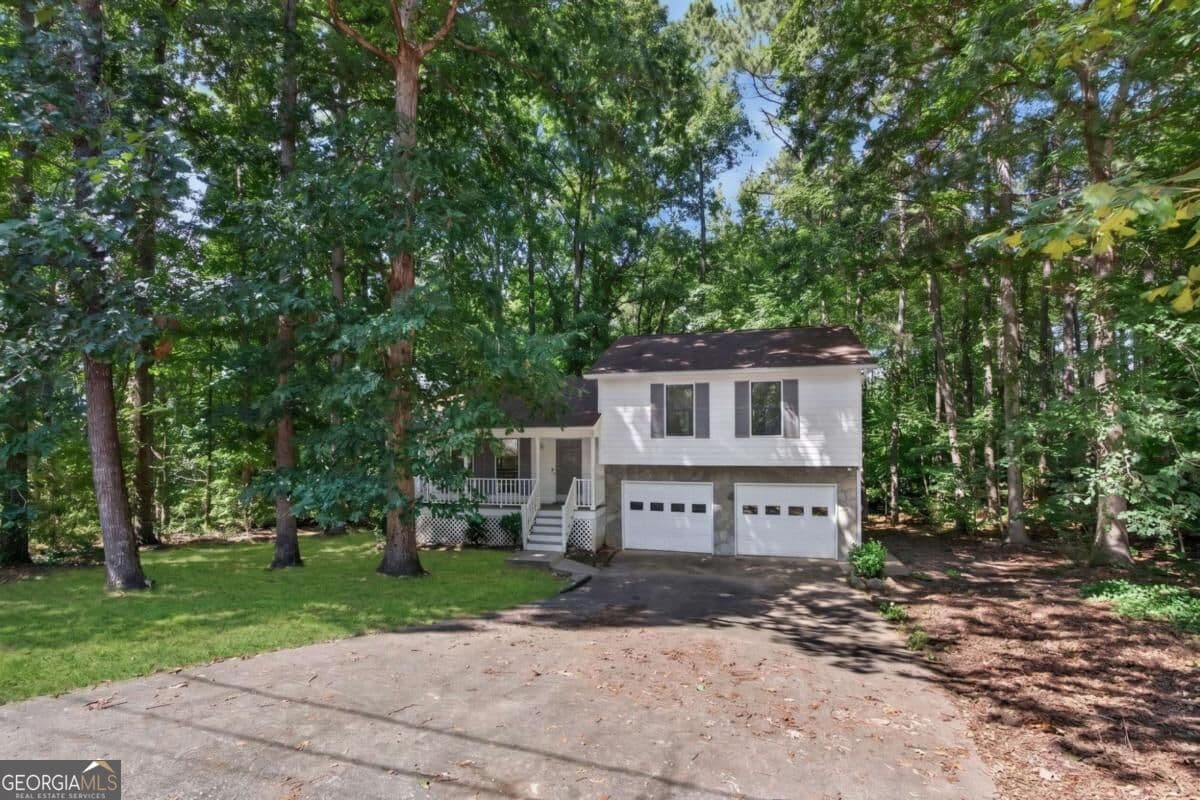 3 bedroom, 2 bathroom, 1,221 sq ft single family residence for sale at 4325 Woodland Drive, Dallas, GA 30132 — photo 3