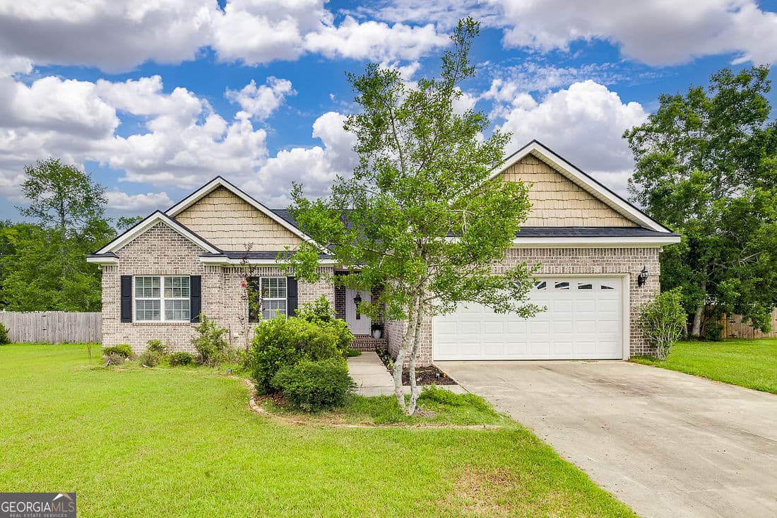 3 bedroom, 2 bathroom, 1,521 sq ft single family residence under contract at 105 Harvest Drive, Springfield, GA 31329