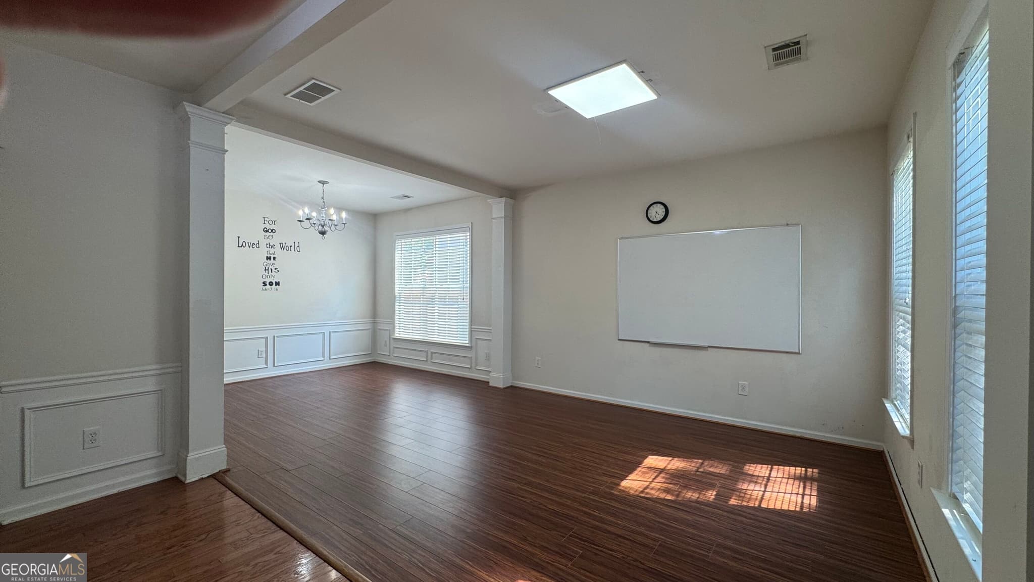 3 bedroom, 2.5 bathroom, 1,984 sq ft single family residence for rent at 125 Friars Head Drive, Suwanee, GA 30024 for $2,525 a month — photo 3