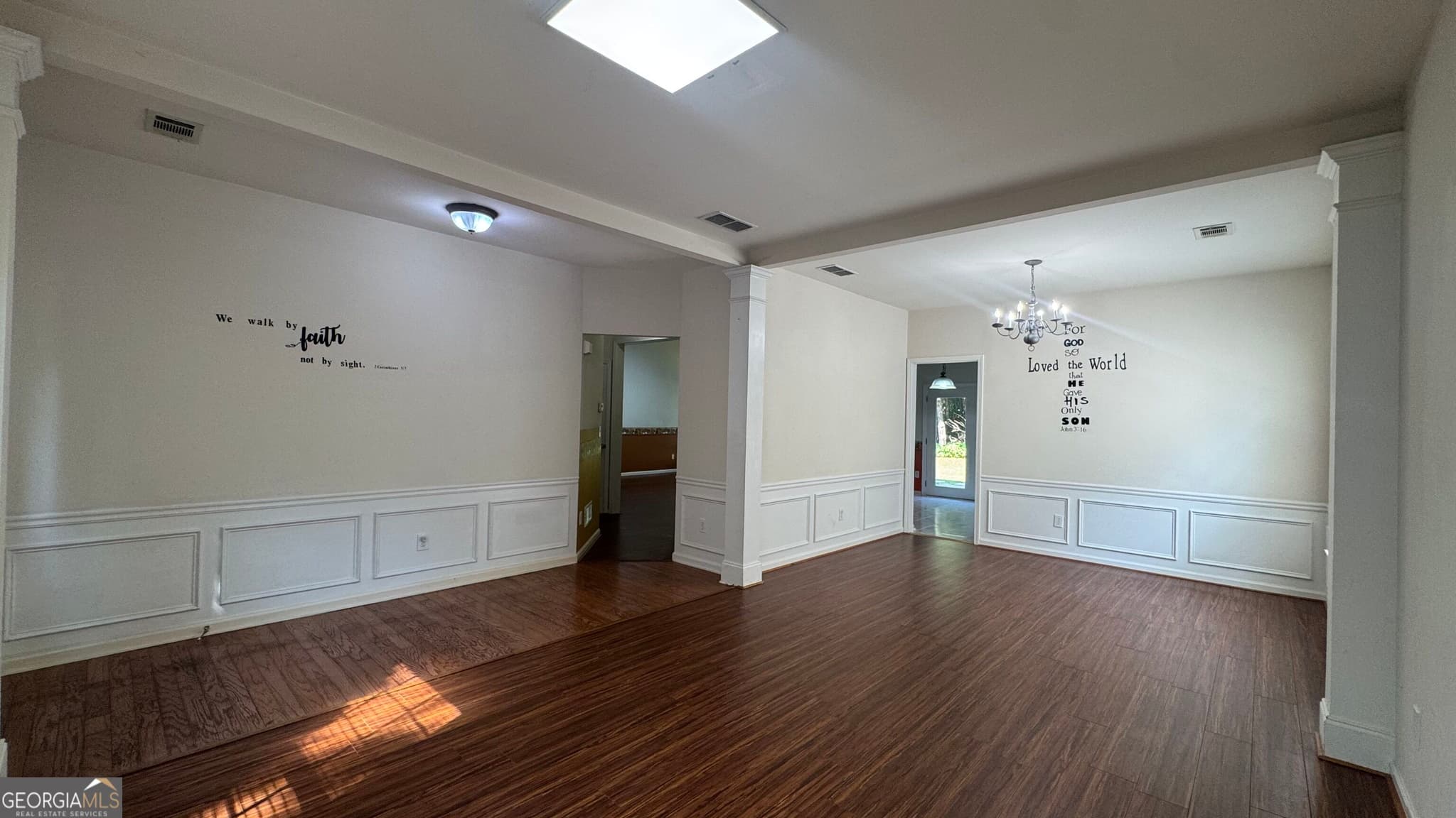 3 bedroom, 2.5 bathroom, 1,984 sq ft single family residence for rent at 125 Friars Head Drive, Suwanee, GA 30024 for $2,525 a month — photo 4