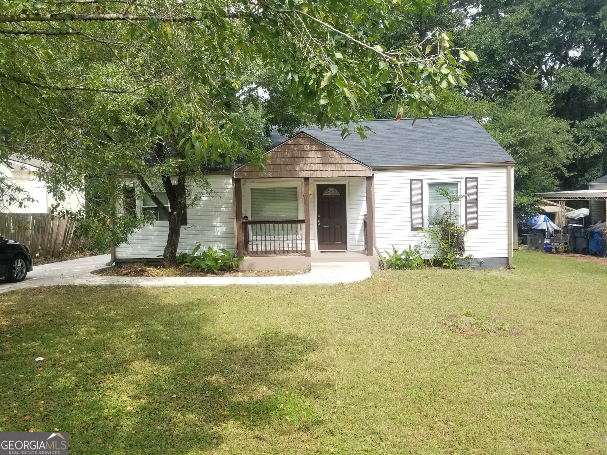 multi family for sale at 2467 Calvin Avenue, East Point, GA 30344 — photo 2