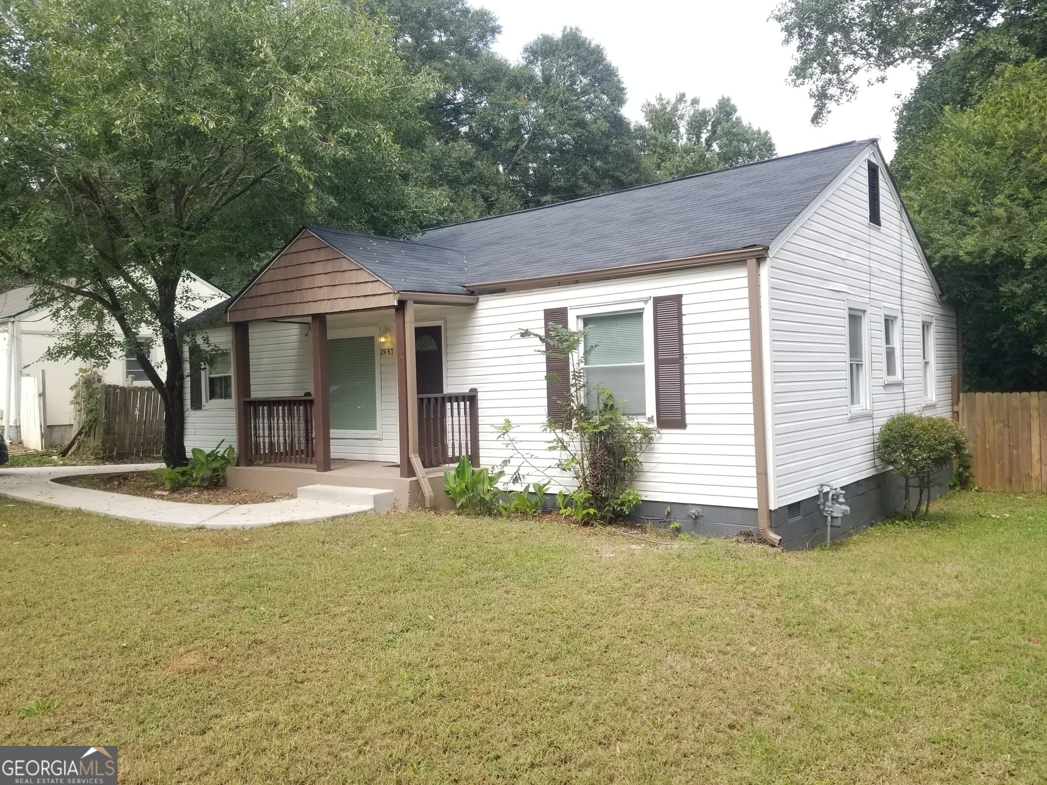 multi family for sale at 2467 Calvin Avenue, East Point, GA 30344 — photo 3