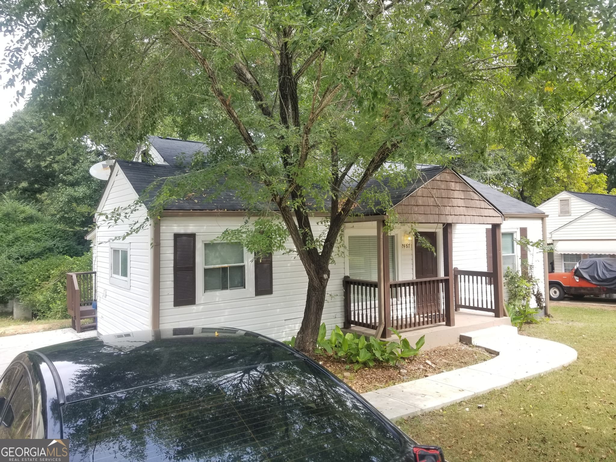 multi family for sale at 2467 Calvin Avenue, East Point, GA 30344 — photo 1 of 19