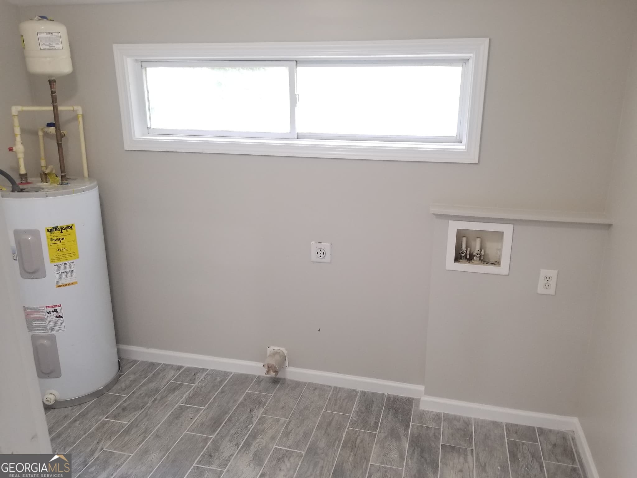 multi family for sale at 2467 Calvin Avenue, East Point, GA 30344 — photo 10