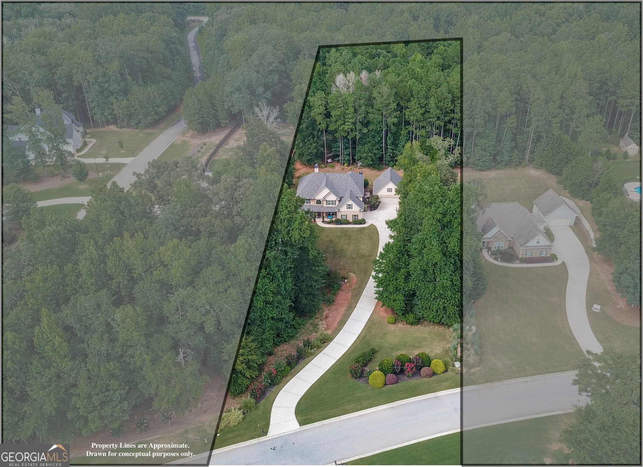 5 bedroom, 4 bathroom, 3,578 sq ft single family residence for sale at 201 Rocky Bay Lane, Senoia, GA 30276 — photo 2