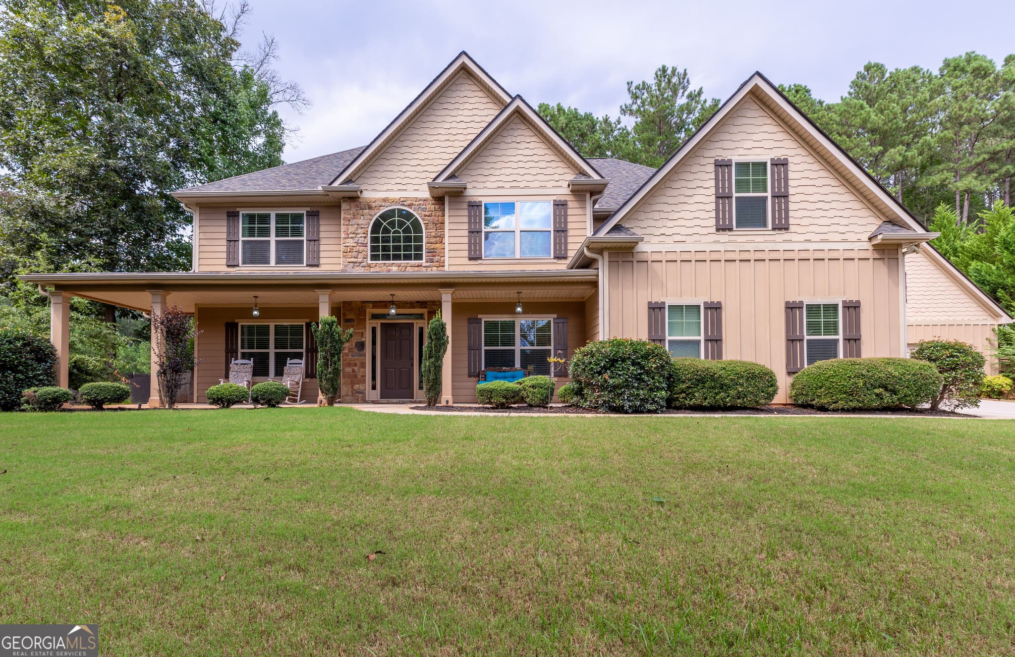 5 bedroom, 4 bathroom, 3,578 sq ft single family residence for sale at 201 Rocky Bay Lane, Senoia, GA 30276 — photo 7