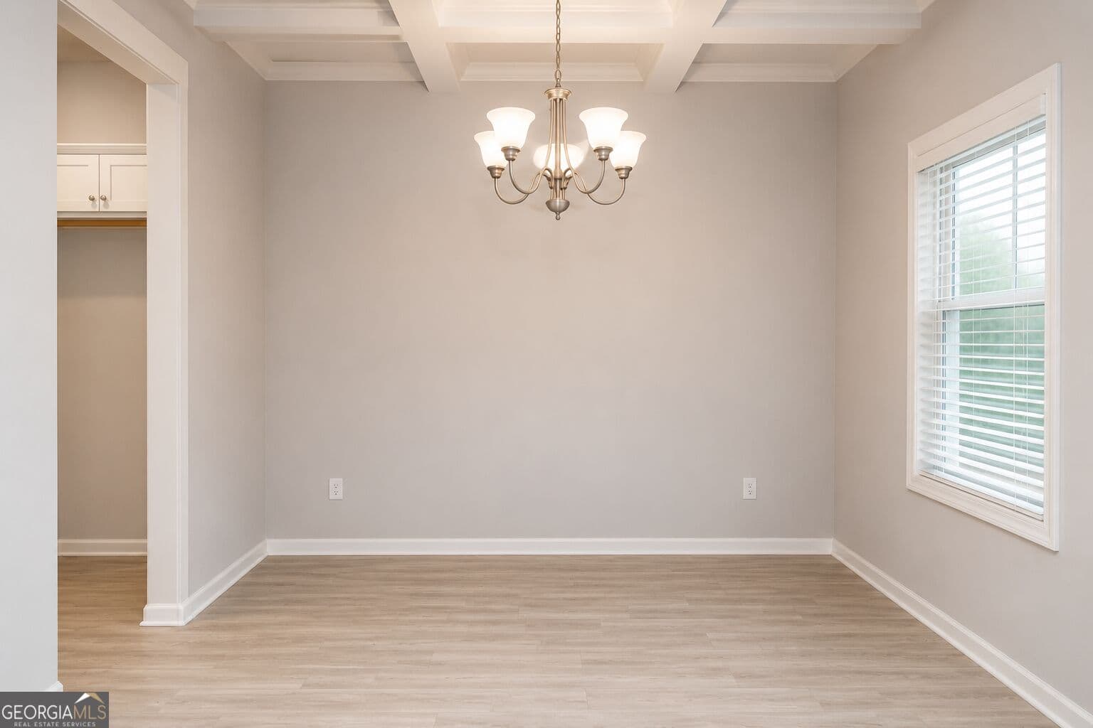 4 bedroom, 2.5 bathroom, 1,921 sq ft single family residence for sale at 235 Flatcreek Drive, Lagrange, GA 30241 — photo 5