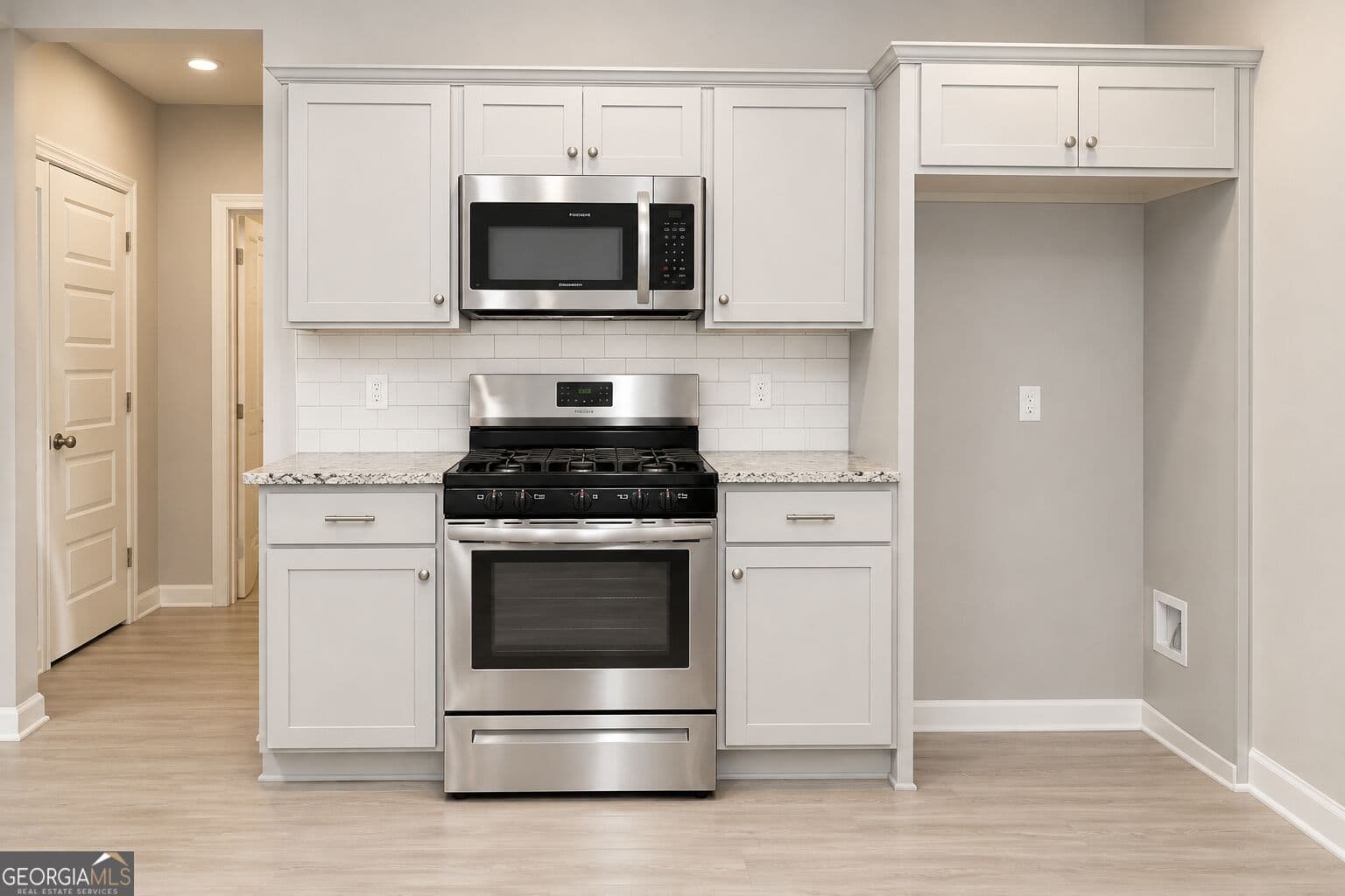 4 bedroom, 2.5 bathroom, 1,921 sq ft single family residence for sale at 235 Flatcreek Drive, Lagrange, GA 30241 — photo 8