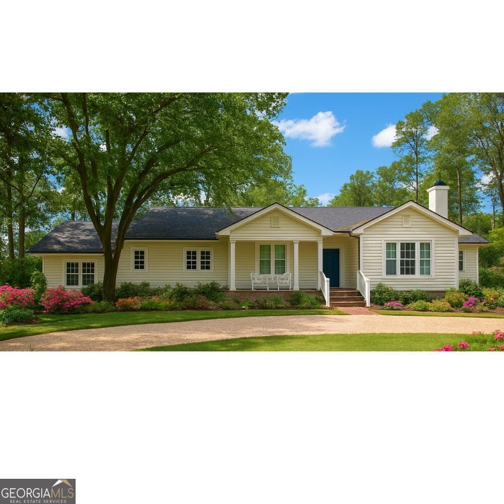 4 bedroom, 2 bathroom, 3,062 sq ft single family residence for sale at 1309 S Dogwood Drive, Nashville, GA 31639