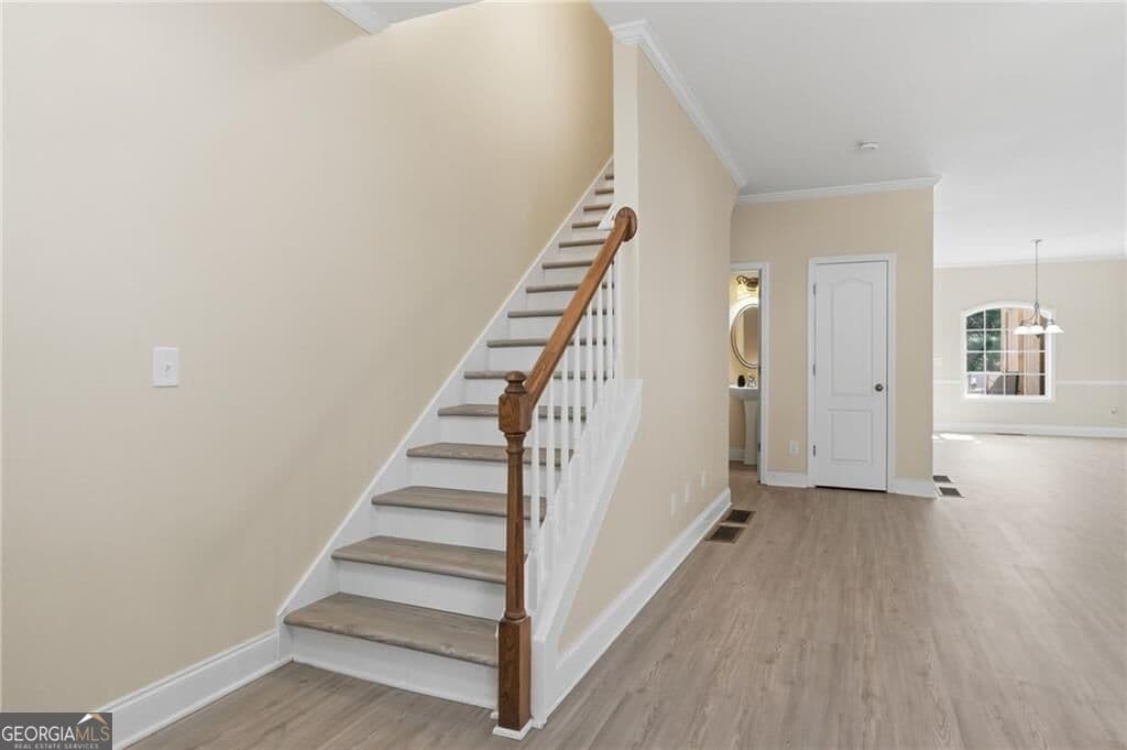 3 bedroom, 3.5 bathroom, 2,000 sq ft townhouse for sale at 251 Derby Court, Acworth, GA 30102 — photo 6
