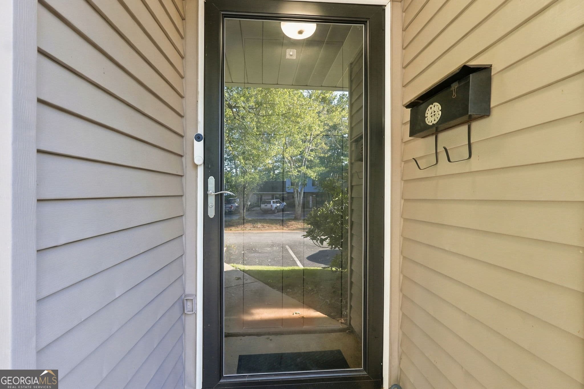 2 bedroom, 1 bathroom, 921 sq ft condominium for sale at 328 Cabaret Court 5, Marietta, GA 30064 — photo 2