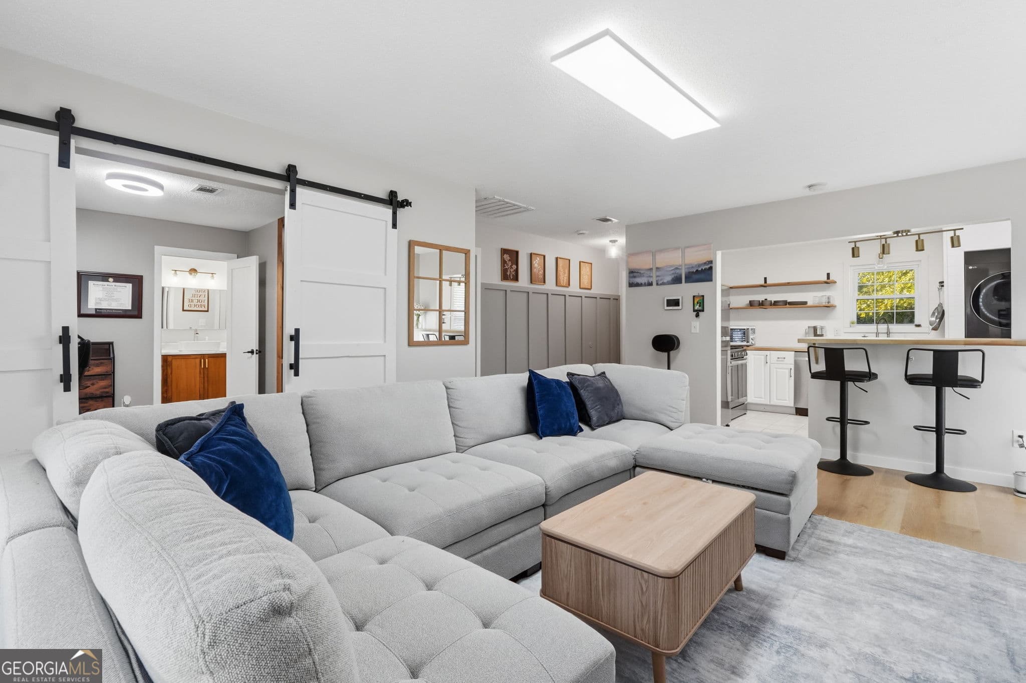 2 bedroom, 1 bathroom, 921 sq ft condominium for sale at 328 Cabaret Court 5, Marietta, GA 30064 — photo 7