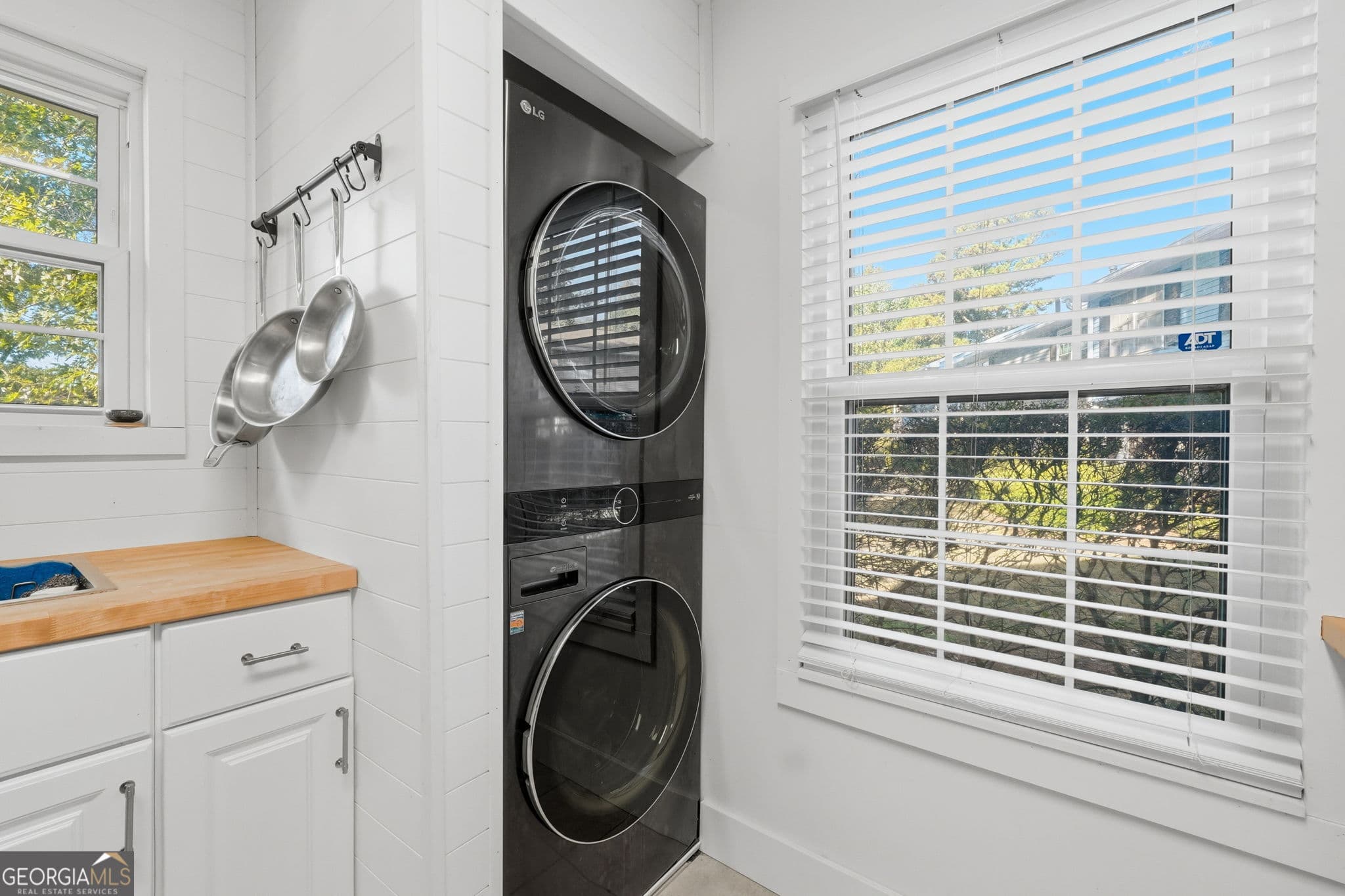 2 bedroom, 1 bathroom, 921 sq ft condominium for sale at 328 Cabaret Court 5, Marietta, GA 30064 — photo 5