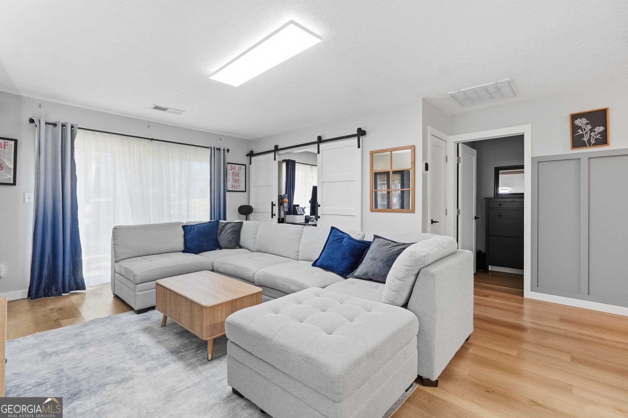 2 bedroom, 1 bathroom, 921 sq ft condominium for sale at 328 Cabaret Court 5, Marietta, GA 30064 — photo 8