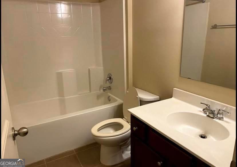 3 bedroom, 3.5 bathroom, 2,400 sq ft townhouse for rent at 1331 Kingston Trail, Decatur, GA 30033 for $2,499 a month — photo 6