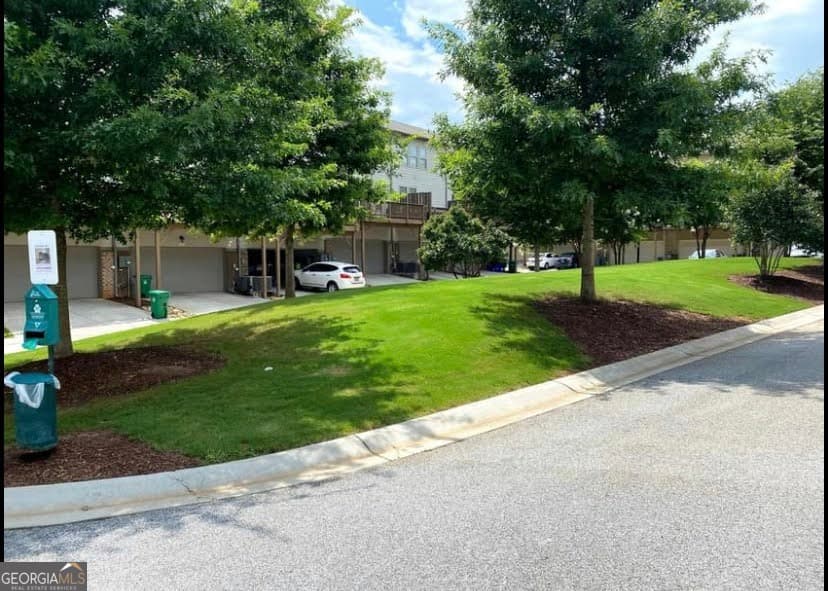 3 bedroom, 3.5 bathroom, 2,400 sq ft townhouse for rent at 1331 Kingston Trail, Decatur, GA 30033 for $2,499 a month — photo 4