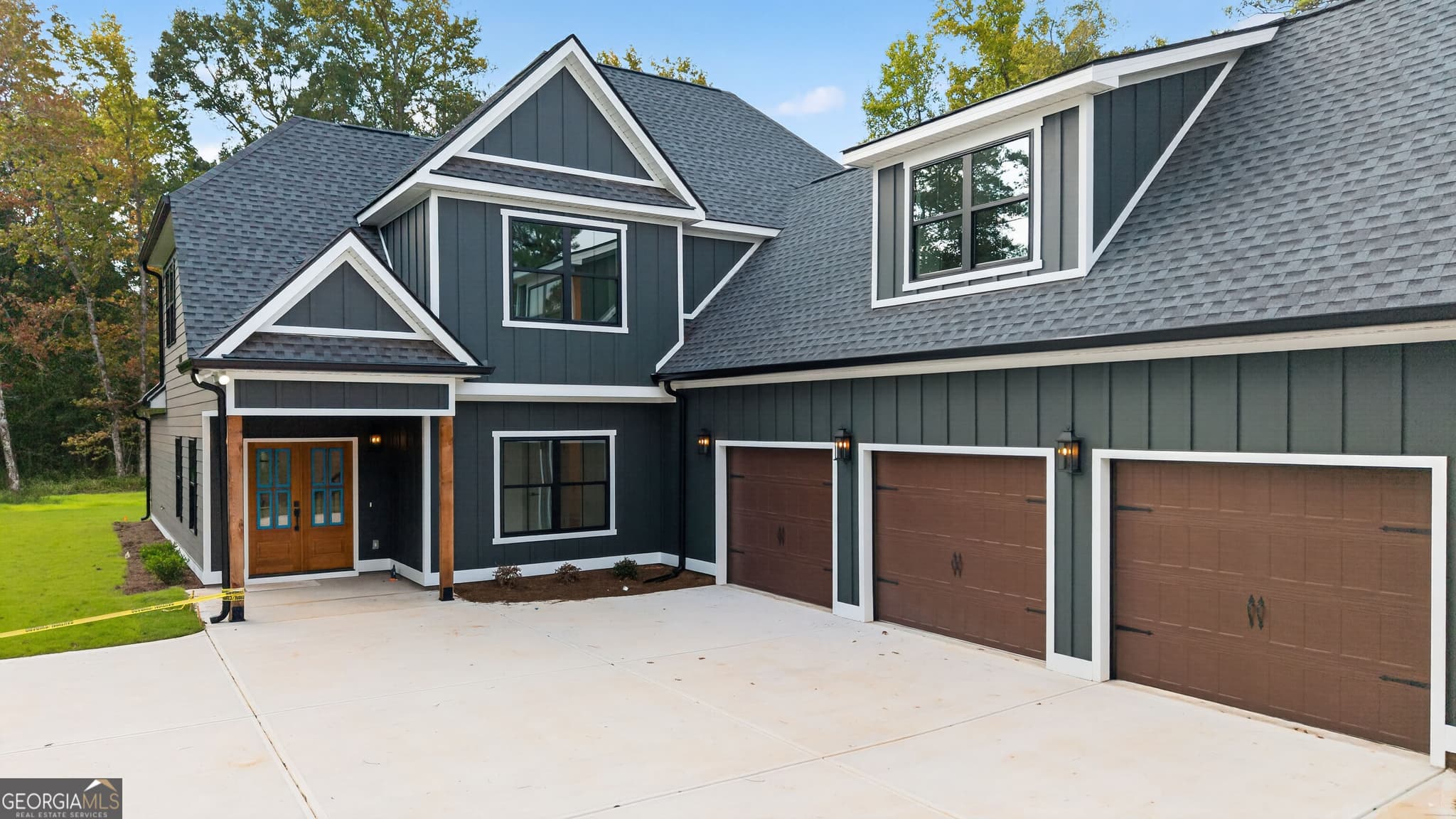 5 bedroom, 3 bathroom, 3,340 sq ft single family residence for sale at 11 Peninsula Drive, Monticello, GA 31064 — photo 4