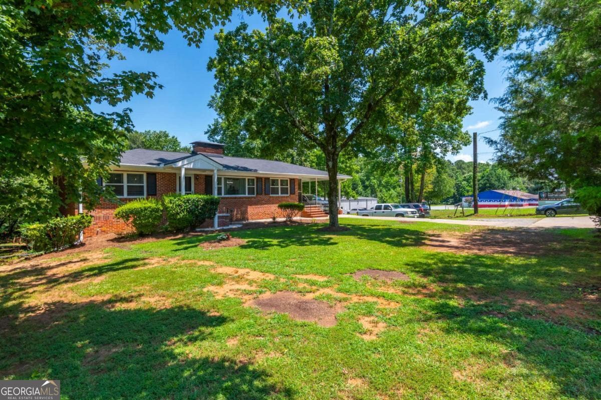2 bedroom, 2 bathroom single family residence for sale at 4270 S Main Street, Acworth, GA 30101