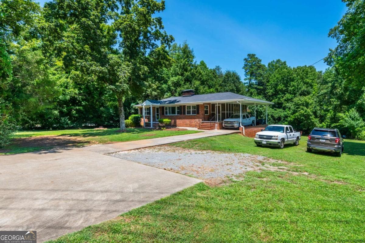 2 bedroom, 2 bathroom single family residence for sale at 4270 S Main Street, Acworth, GA 30101 — photo 5
