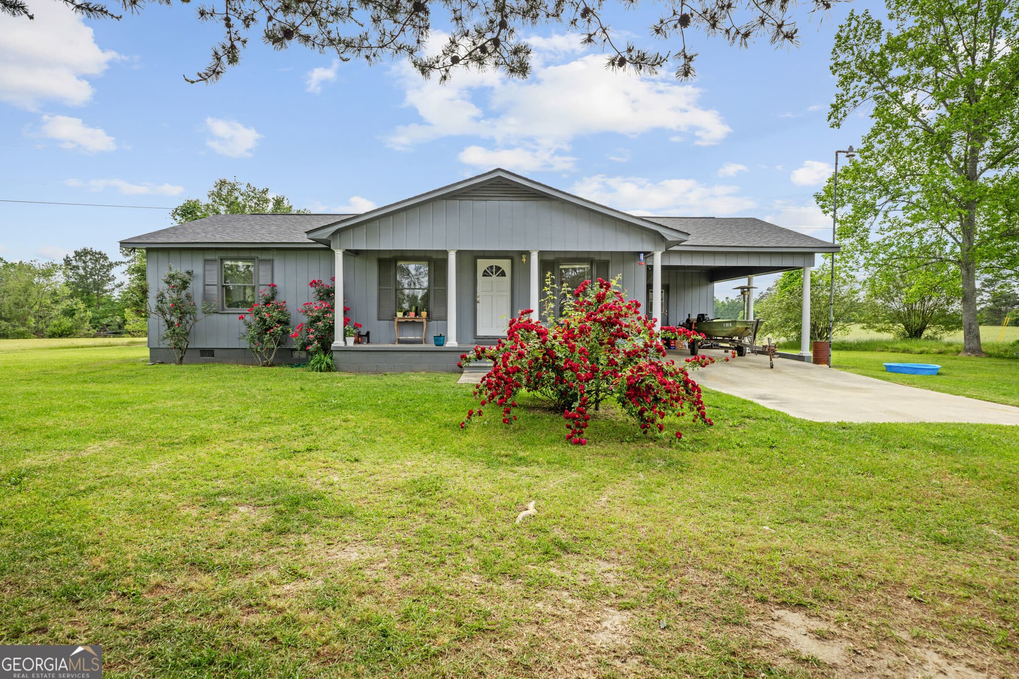3 bedroom, 2 bathroom, 1,320 sq ft single family residence sold at 30 Lilly Barss Road, Hawkinsville, GA 31036