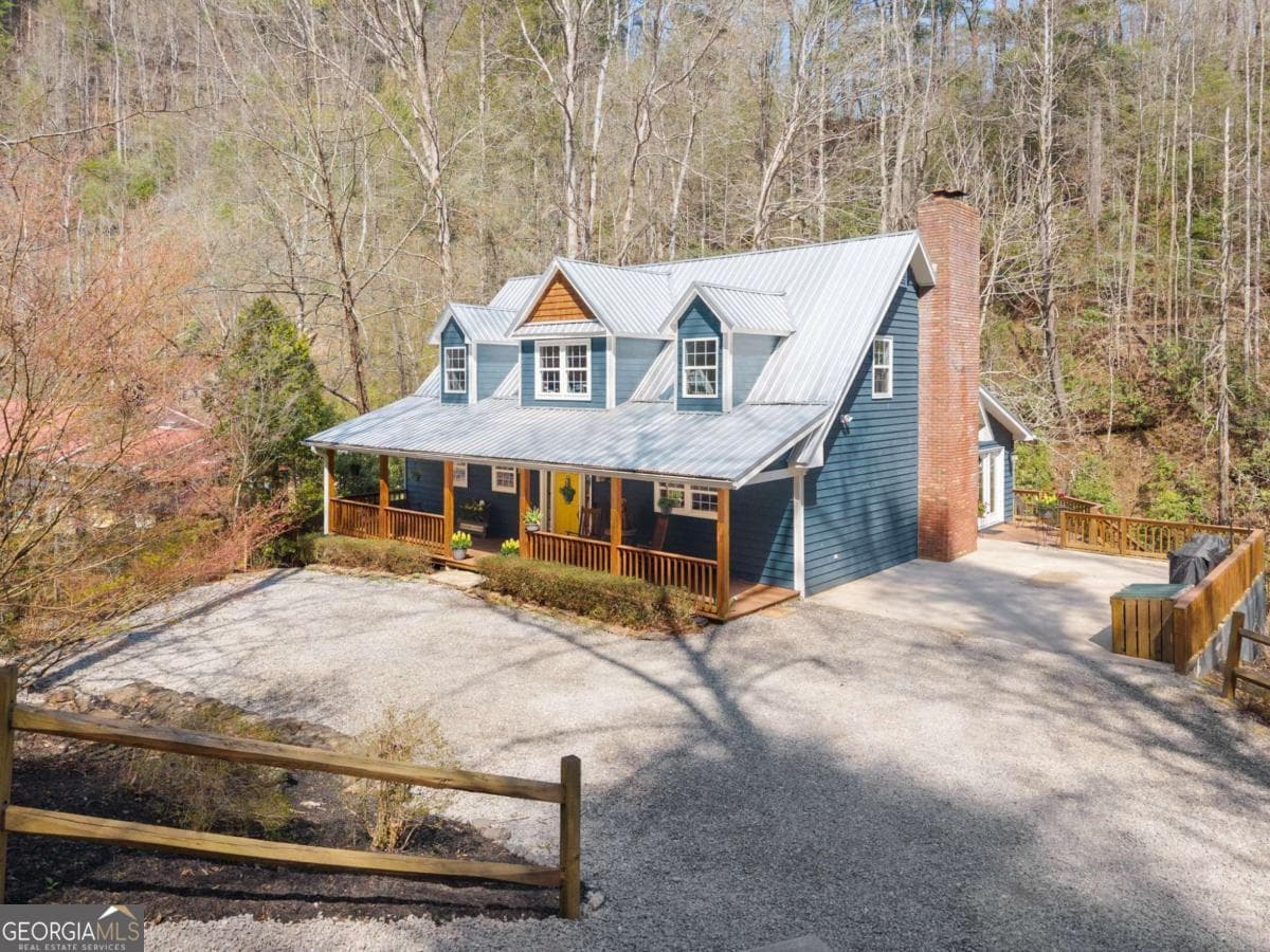 4 bedroom, 4.5 bathroom, 2,052 sq ft cabin,single family residence for sale at 7880 Hiawassee Wilderness Trail, Hiawassee, GA 30546 — photo 7